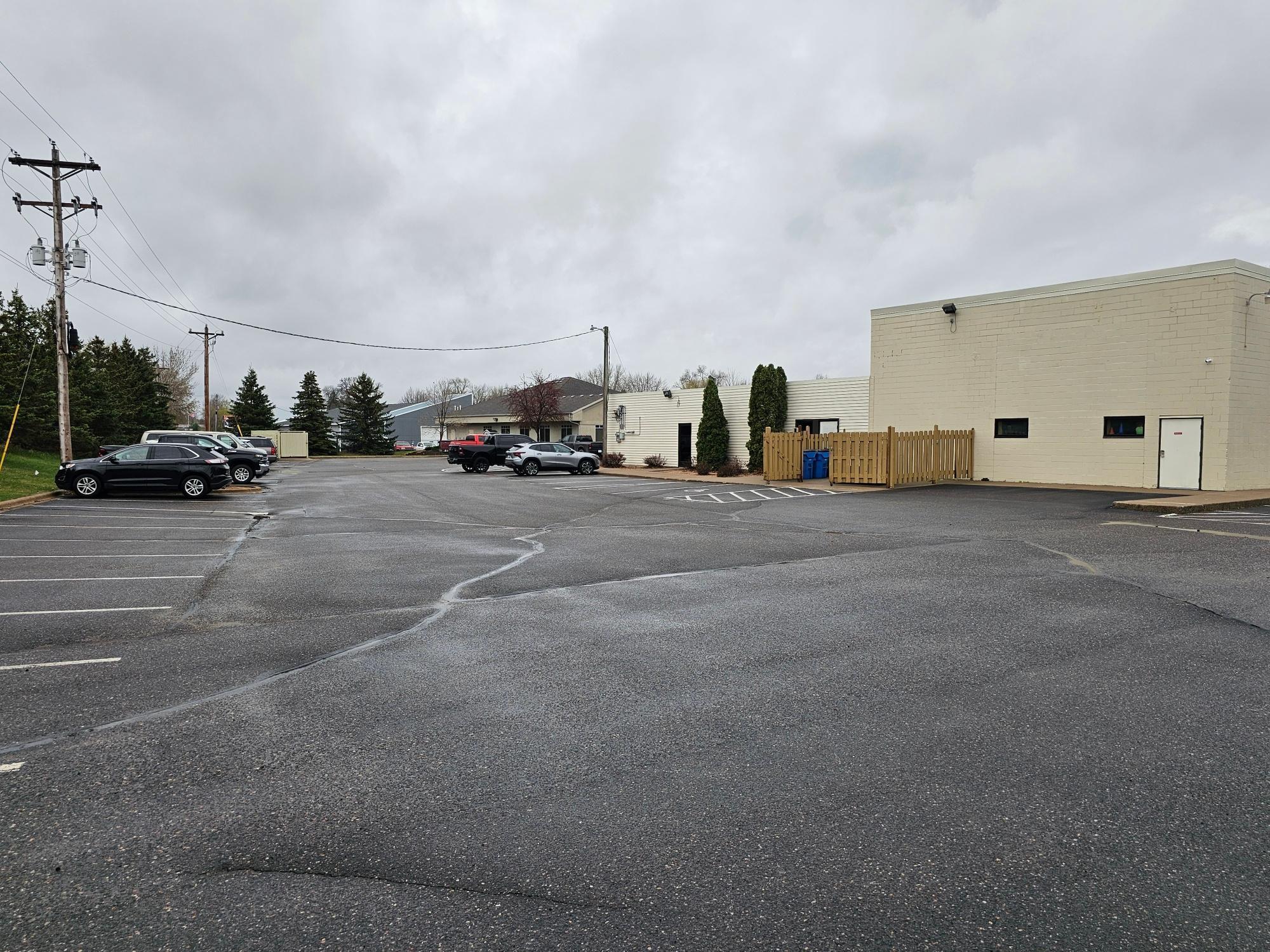 View of Commercial Sale at 538 Main Street, Cambridge MN 55008, Cambridge (4 of 13) - Mike Wilen | Minnesota Team Real Estate