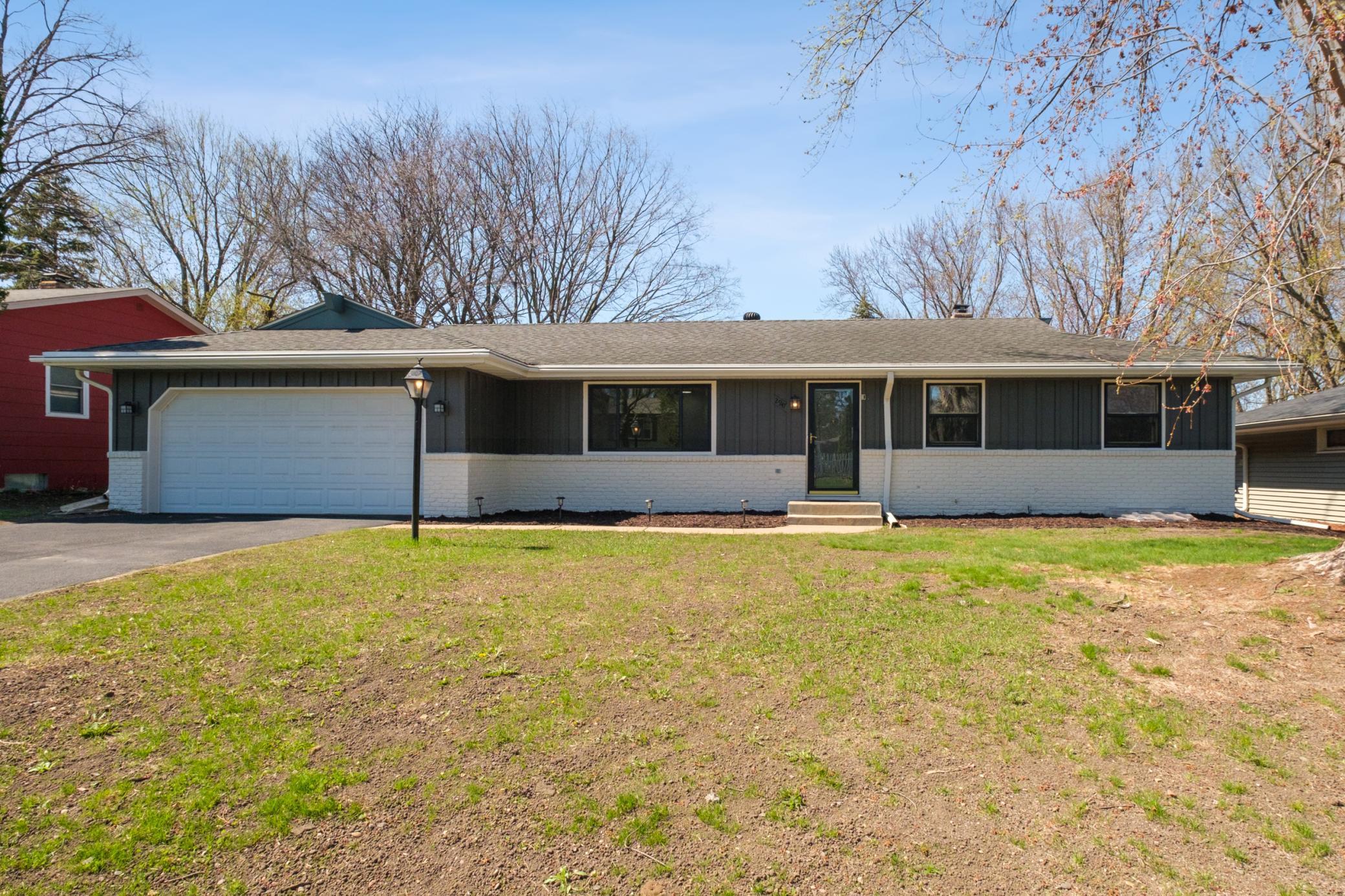 View of Residential at 2947 Howard Street, Maplewood MN 55109, Maplewood - Mike Wilen | Minnesota Team Real Estate