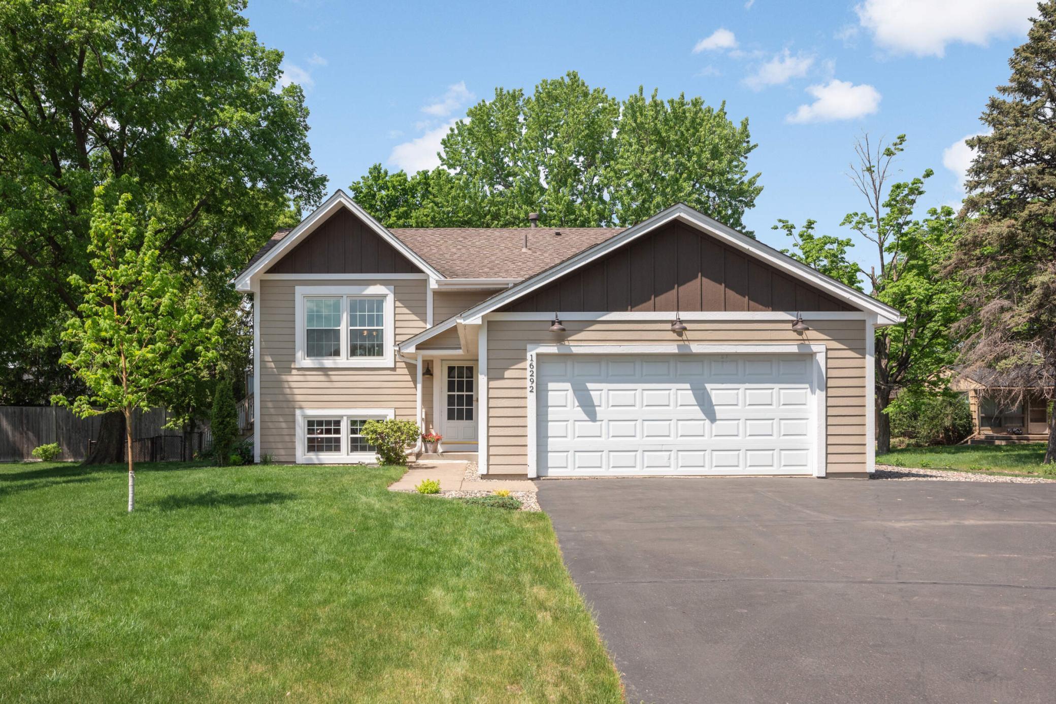 View of Residential at 16292 Westgate Lane, Eden Prairie MN 55344, Eden Prairie - Mike Wilen | Minnesota Team Real Estate