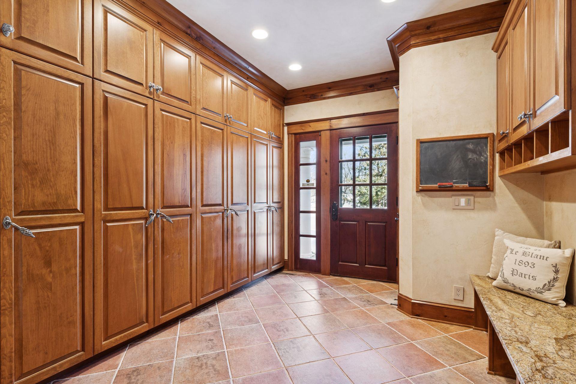View of Residential at 4708 Annaway Drive, Edina MN 55436, Edina (38 of 90) - Mike Wilen | Minnesota Team Real Estate