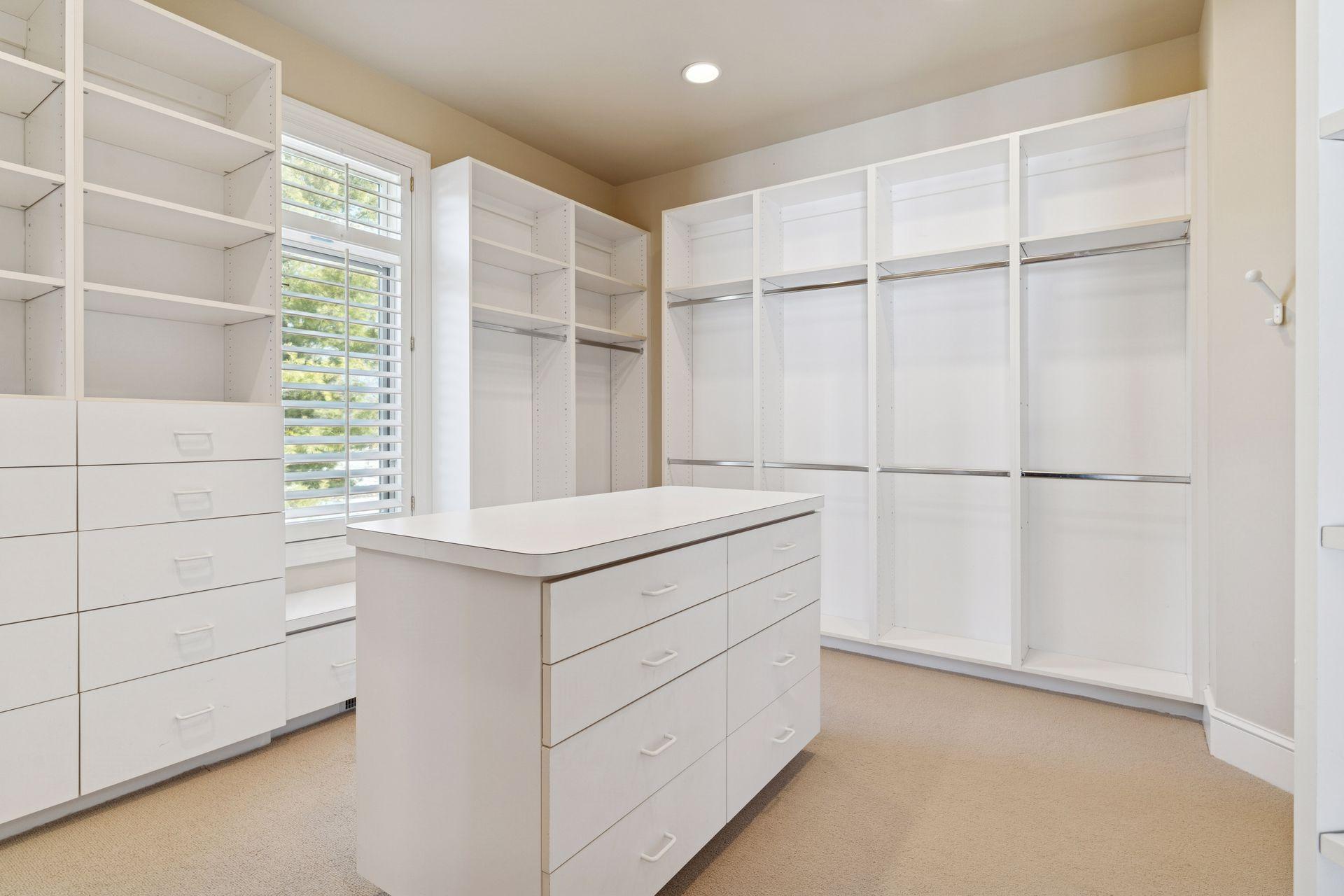 View of Residential at 4708 Annaway Drive, Edina MN 55436, Edina (17 of 90) - Mike Wilen | Minnesota Team Real Estate