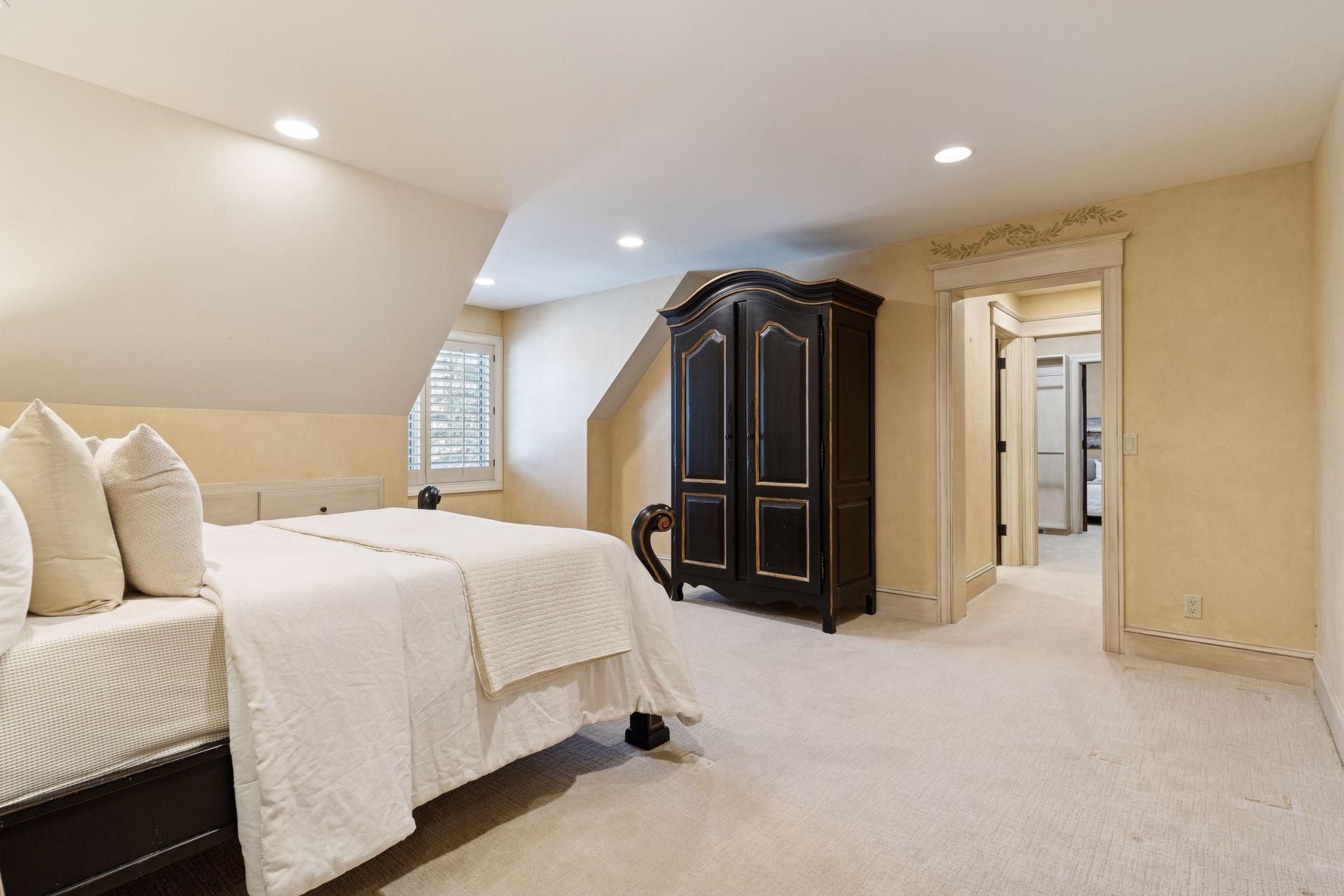 View of Residential at 4708 Annaway Drive, Edina MN 55436, Edina (62 of 90) - Mike Wilen | Minnesota Team Real Estate