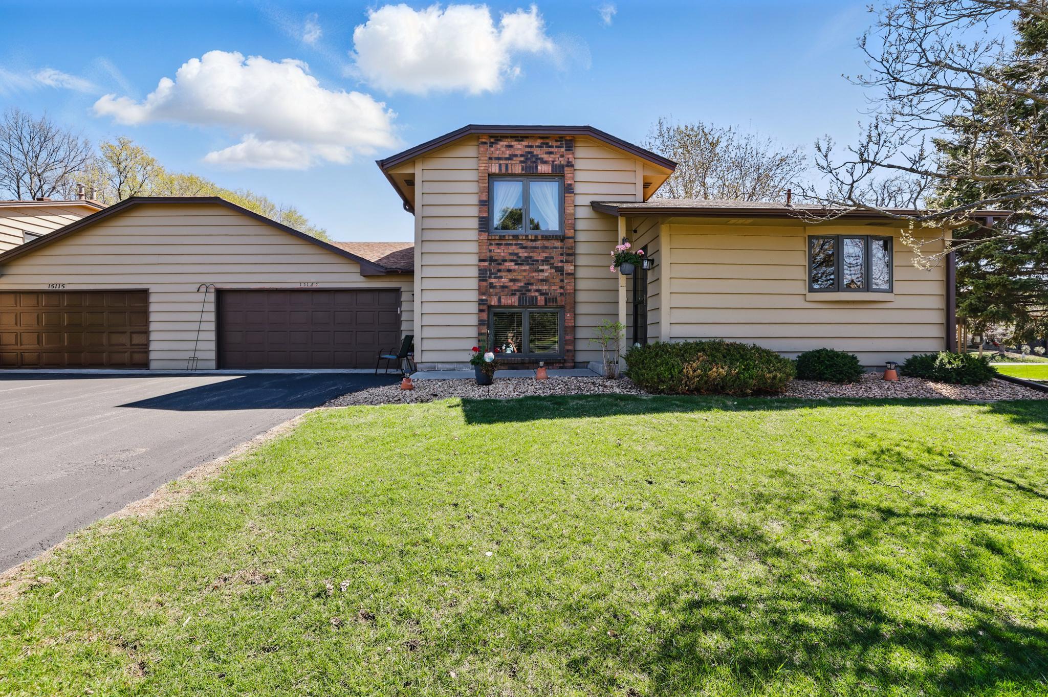 View of Residential at 15125 40th Avenue, Plymouth MN 55446, Plymouth - Mike Wilen | Minnesota Team Real Estate