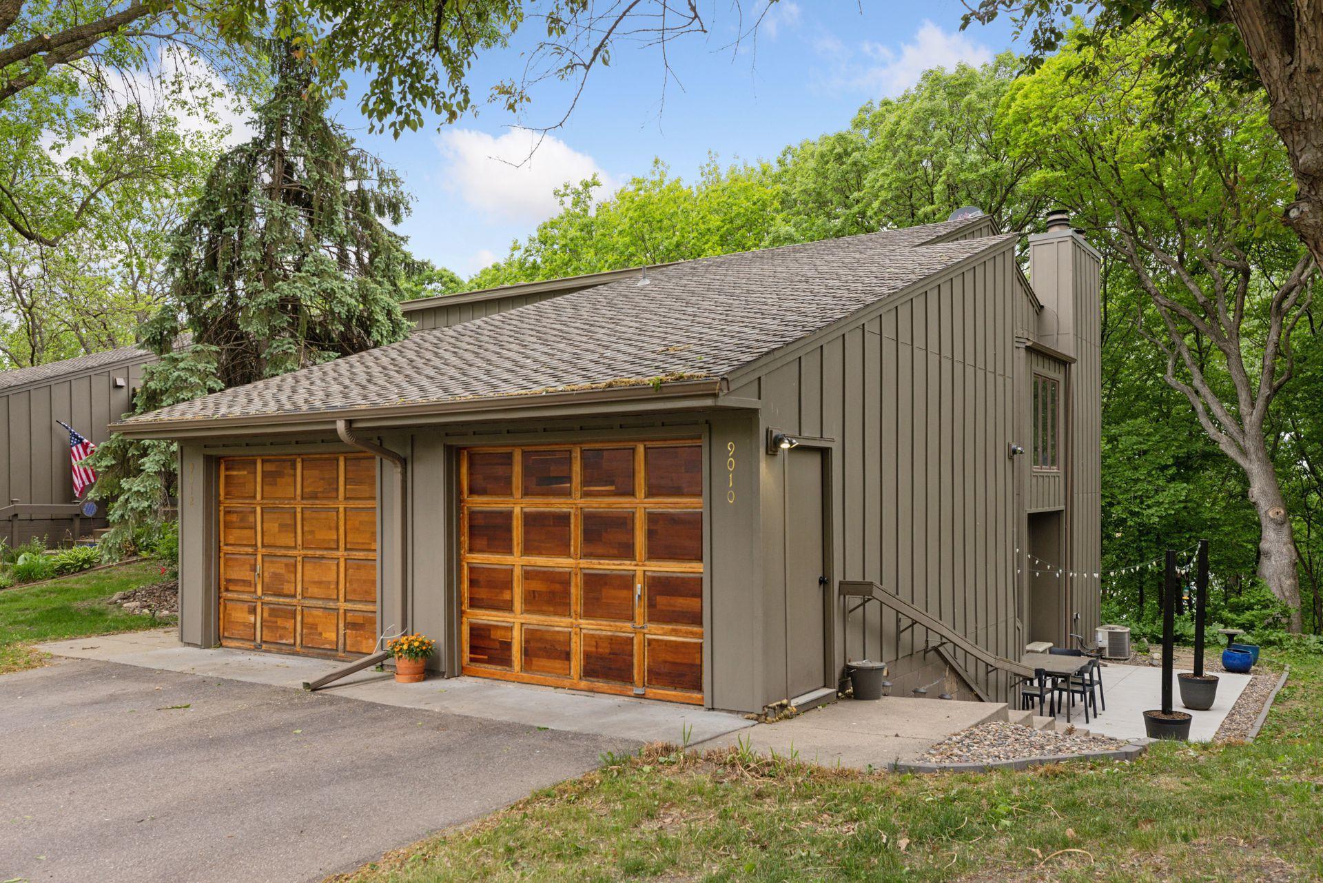 View of Residential at 9010 Neill Lake Road, Eden Prairie MN 55347, Eden Prairie - Mike Wilen | Minnesota Team Real Estate