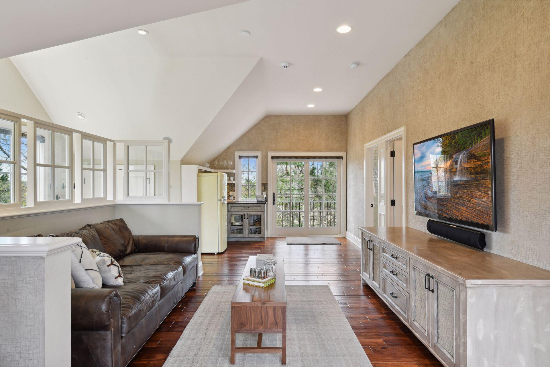 View of Residential at 3408 Zenith Avenue, Minneapolis MN 55416, Minneapolis (102 of 139) - Mike Wilen | Minnesota Team Real Estate