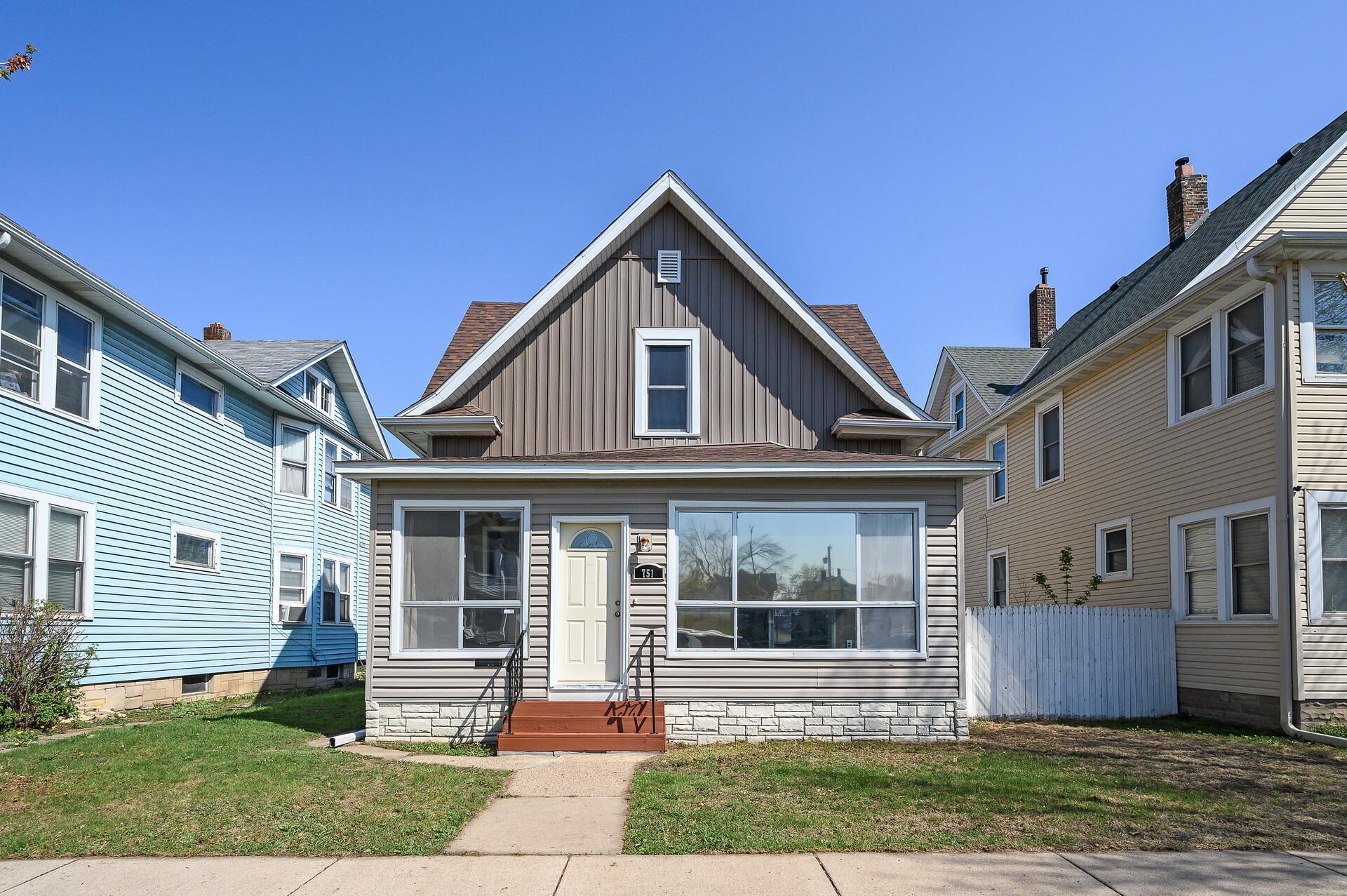View of Residential at 751 Edmund Avenue, Saint Paul MN 55104, Saint Paul - Mike Wilen | Minnesota Team Real Estate