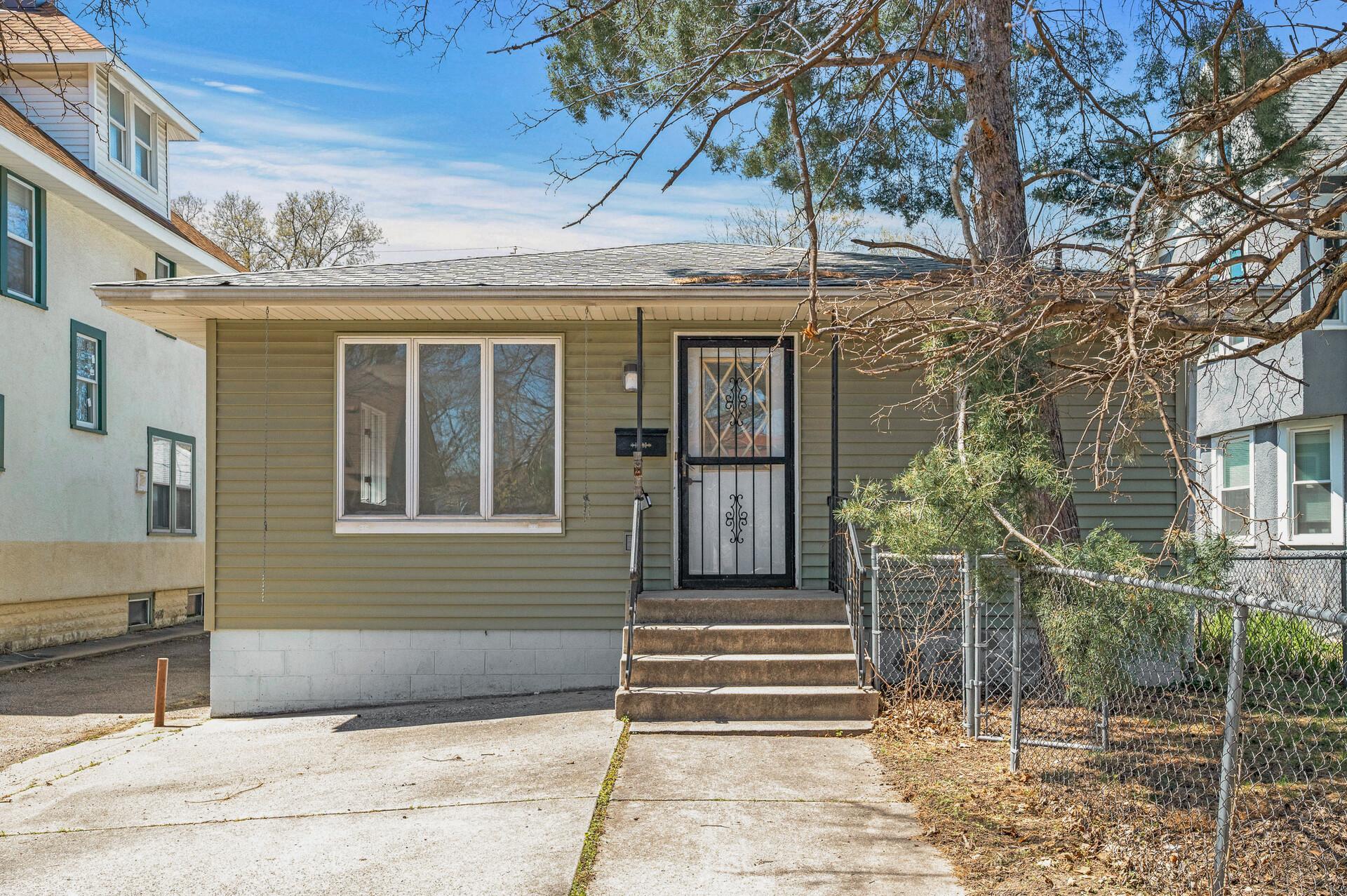 View of Residential at 3240 Pleasant Avenue, Minneapolis MN 55408, Minneapolis - Mike Wilen | Minnesota Team Real Estate