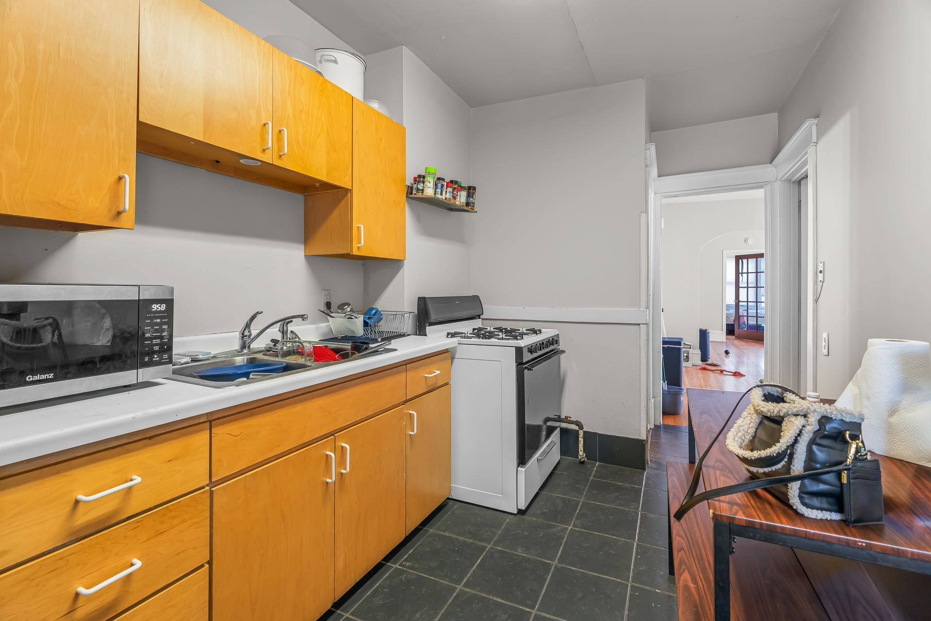 View of Residential Income at 3012 Bryant Avenue, Minneapolis MN 55408, Minneapolis (26 of 29) - Mike Wilen | Minnesota Team Real Estate