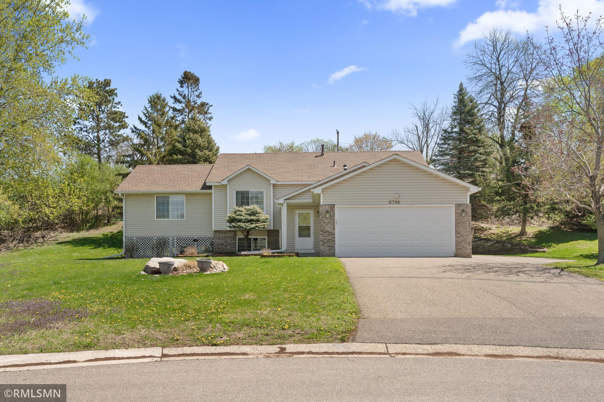 View of Residential at 6744 13th Street Court, Oakdale MN 55128, Oakdale - Mike Wilen | Minnesota Team Real Estate