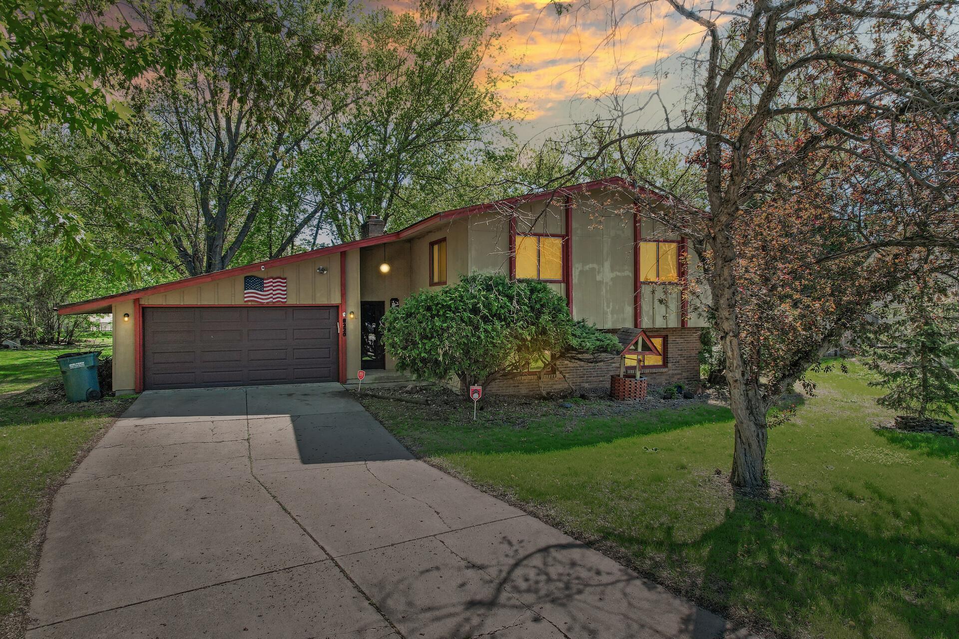 View of Residential at 8220 Brandywine Parkway, Brooklyn Park MN 55444, Brooklyn Park - Mike Wilen | Minnesota Team Real Estate