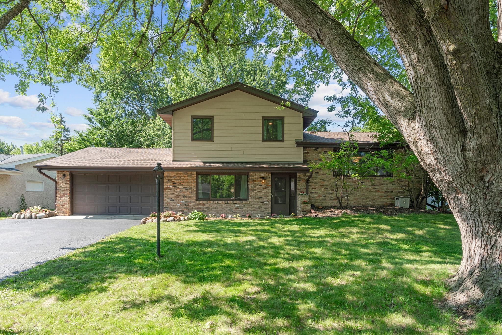 View of Residential at 8817 30th Avenue, New Hope MN 55427, New Hope - Mike Wilen | Minnesota Team Real Estate