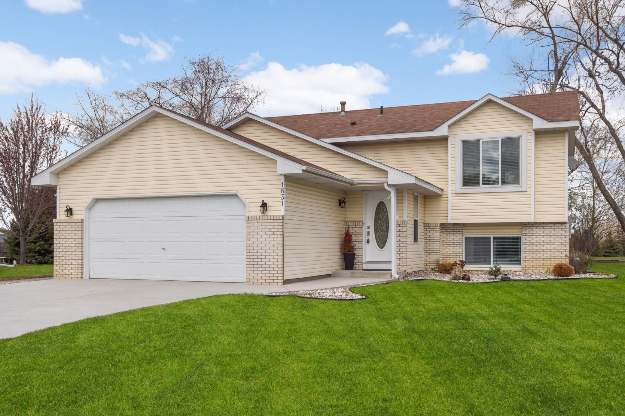 View of Residential at 1631 Primrose Lane, Shakopee MN 55379, Shakopee - Mike Wilen | Minnesota Team Real Estate