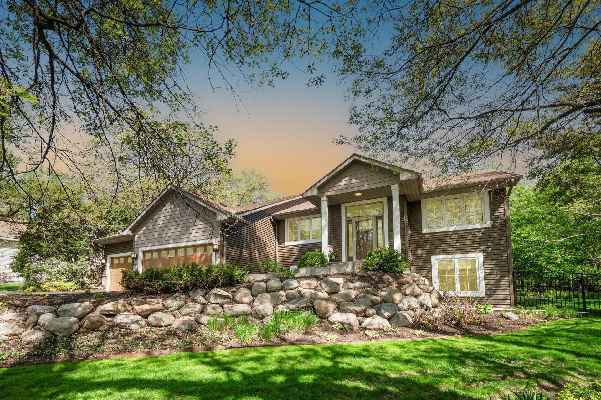 View of Residential at 2305 Arlington Avenue, Maplewood MN 55119, Maplewood - Mike Wilen | Minnesota Team Real Estate