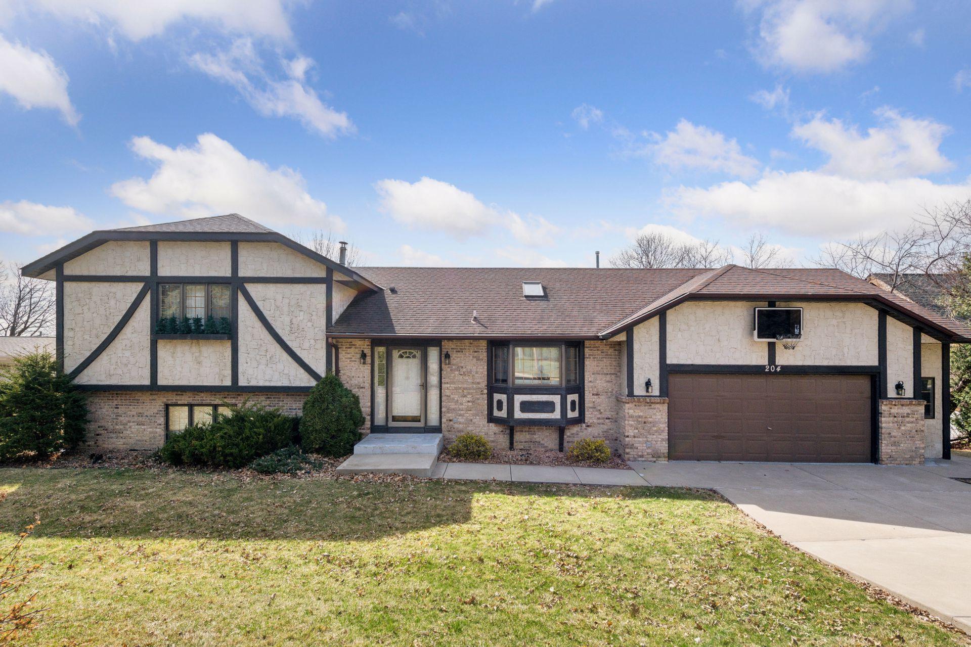 View of Residential at 204 Sunset Boulevard, Waconia MN 55387, Waconia - Mike Wilen | Minnesota Team Real Estate
