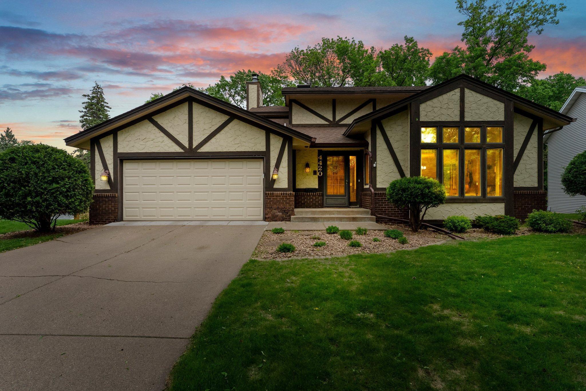 View of Residential at 4420 Shoreview Road, Robbinsdale MN 55422, Robbinsdale - Mike Wilen | Minnesota Team Real Estate