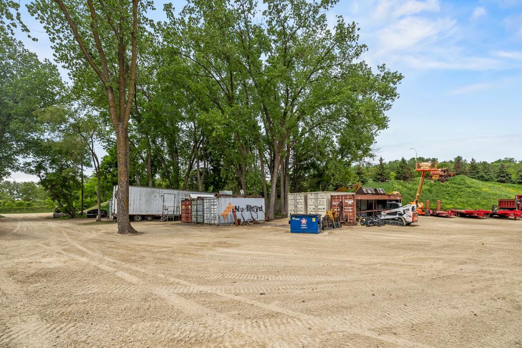 View of Residential at 2511 Carver Avenue, Maplewood MN 55119, Maplewood (53 of 69) - Mike Wilen | Minnesota Team Real Estate