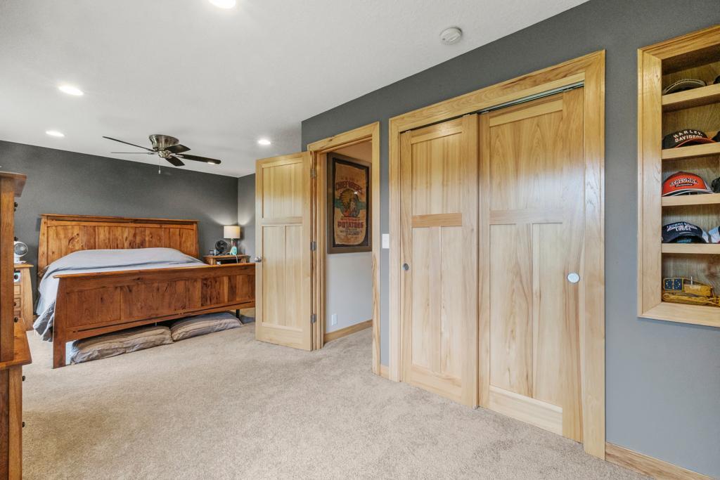 View of Residential at 2511 Carver Avenue, Maplewood MN 55119, Maplewood (24 of 69) - Mike Wilen | Minnesota Team Real Estate