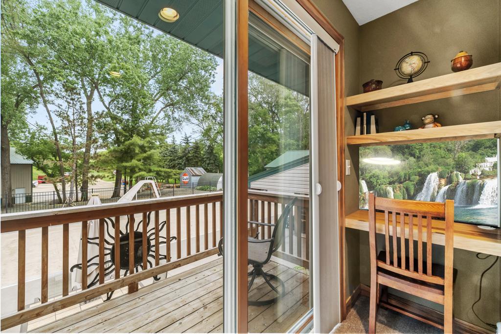 View of Residential at 2511 Carver Avenue, Maplewood MN 55119, Maplewood (22 of 69) - Mike Wilen | Minnesota Team Real Estate
