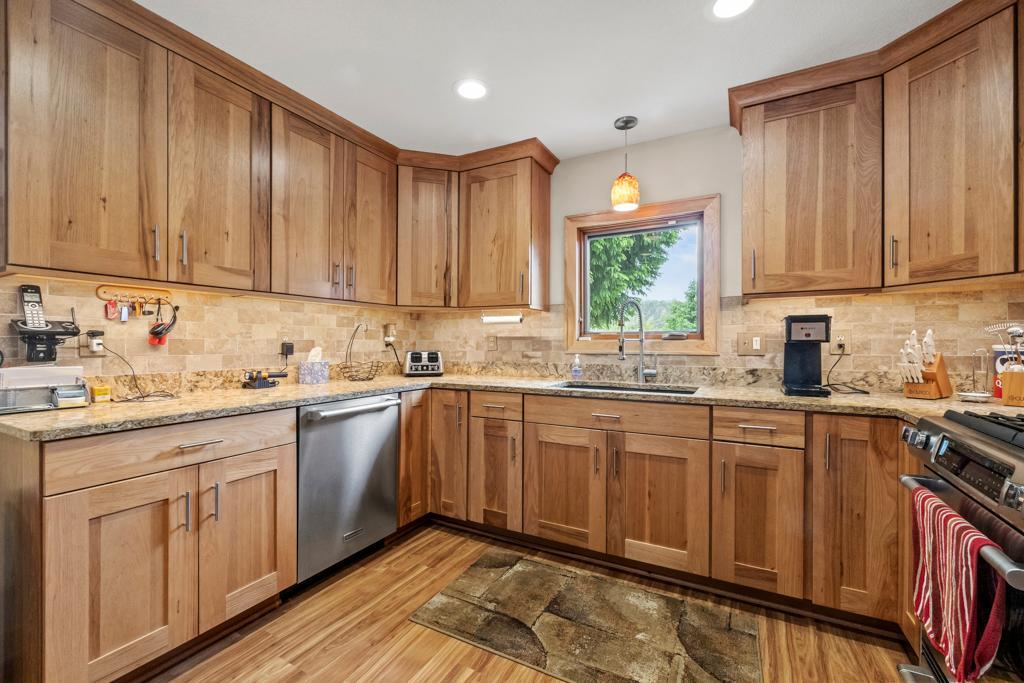 View of Residential at 2511 Carver Avenue, Maplewood MN 55119, Maplewood (12 of 69) - Mike Wilen | Minnesota Team Real Estate