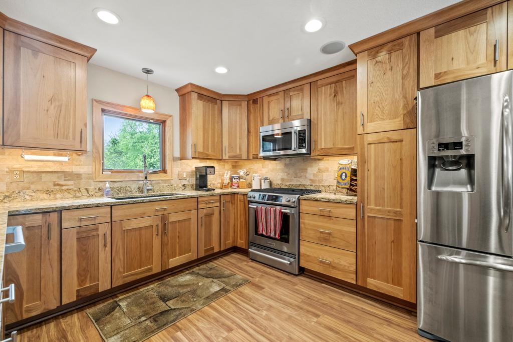 View of Residential at 2511 Carver Avenue, Maplewood MN 55119, Maplewood (13 of 69) - Mike Wilen | Minnesota Team Real Estate