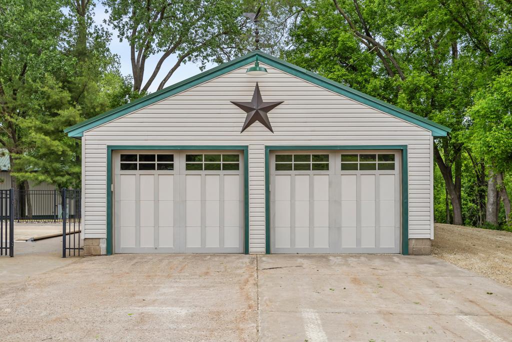 View of Residential at 2511 Carver Avenue, Maplewood MN 55119, Maplewood (10 of 69) - Mike Wilen | Minnesota Team Real Estate