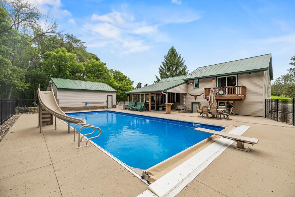 View of Residential at 2511 Carver Avenue, Maplewood MN 55119, Maplewood (7 of 69) - Mike Wilen | Minnesota Team Real Estate