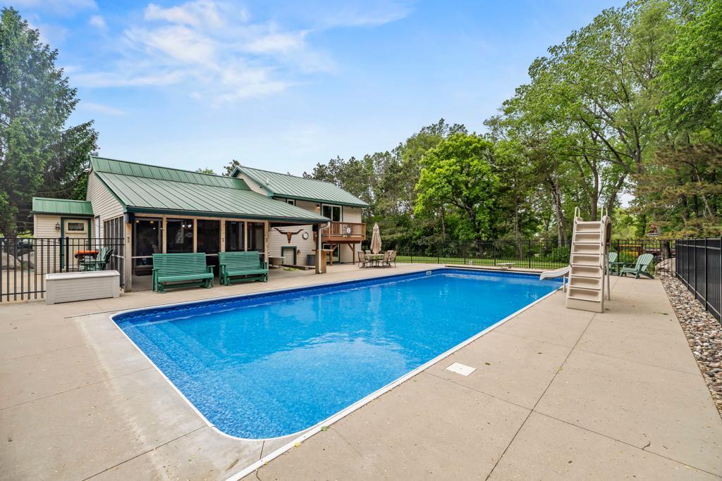 View of Residential at 2511 Carver Avenue, Maplewood MN 55119, Maplewood (8 of 69) - Mike Wilen | Minnesota Team Real Estate