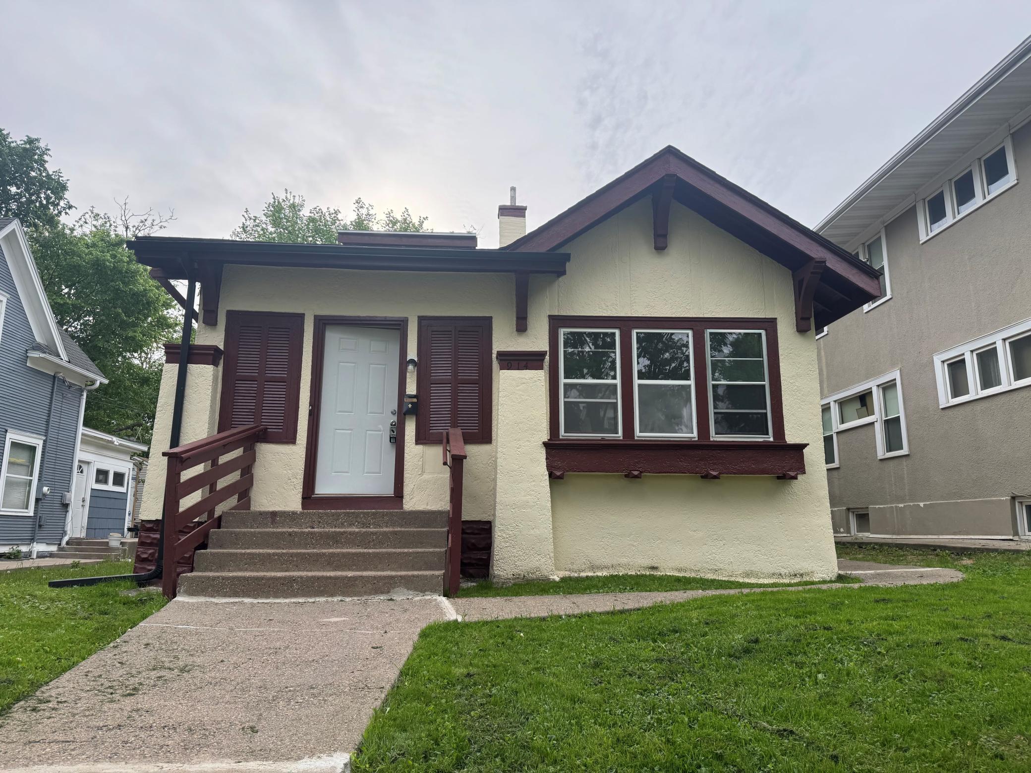 View of Residential at 914 Russell Avenue, Minneapolis MN 55411, Minneapolis - Mike Wilen | Minnesota Team Real Estate