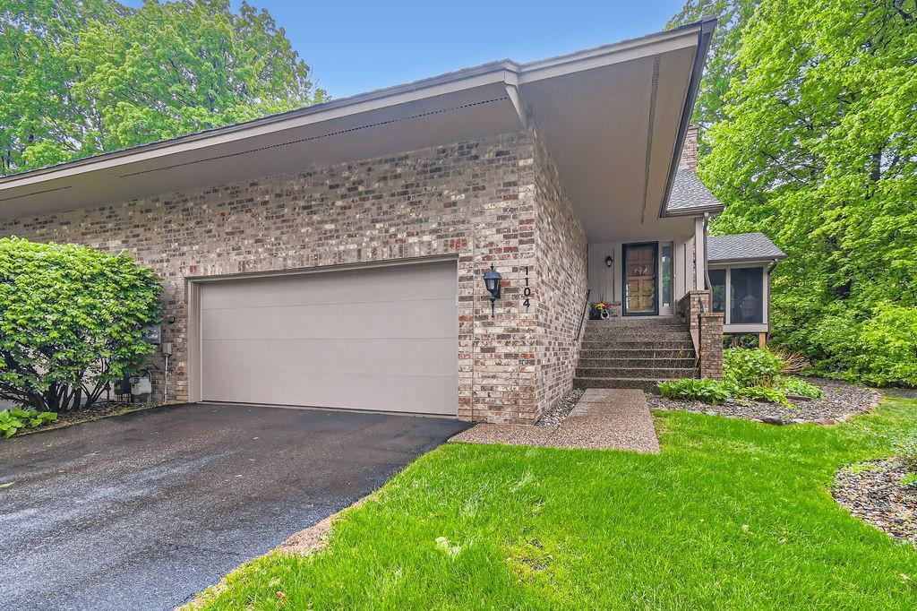 View of Residential at 1104 Hollybrook Drive, Wayzata MN 55391, Wayzata - Mike Wilen | Minnesota Team Real Estate