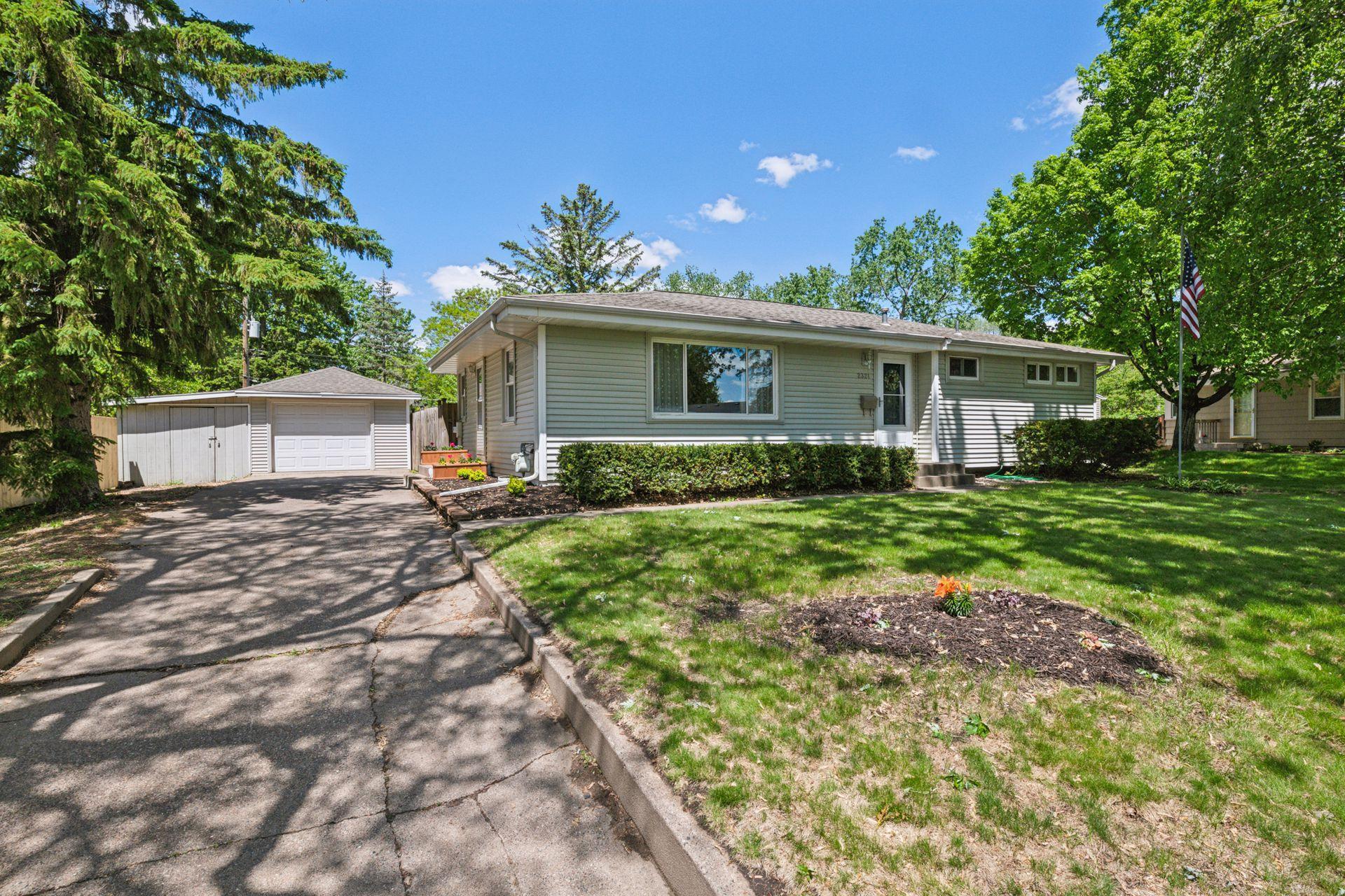 View of Residential at 2321 Wells Wood Curve, Bloomington MN 55431, Bloomington - Mike Wilen | Minnesota Team Real Estate