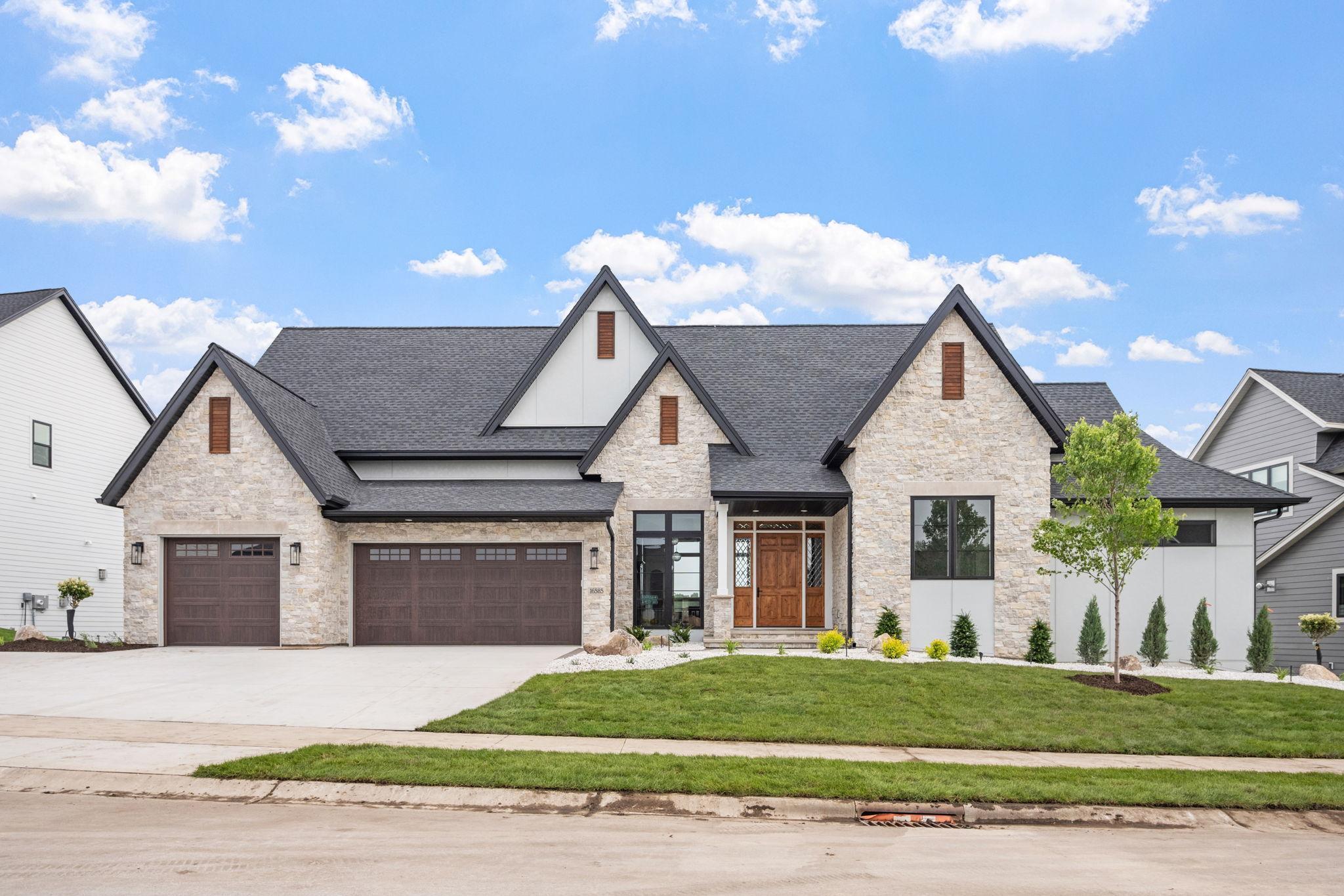 View of Residential at 16585 46th Avenue, Plymouth MN 55446, Plymouth - Mike Wilen | Minnesota Team Real Estate