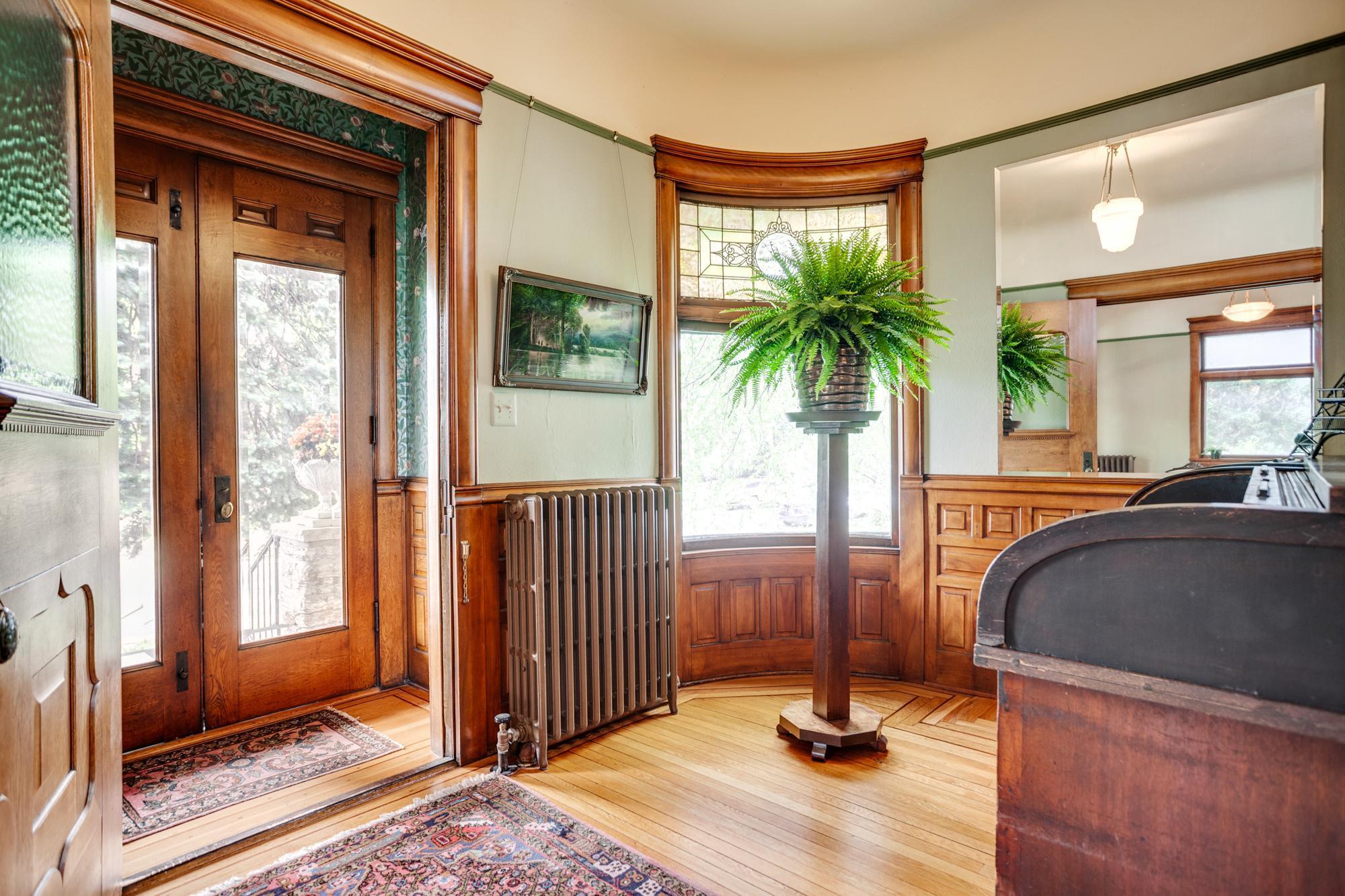 View of Residential at 2301 Aldrich Avenue, Minneapolis MN 55405, Minneapolis - Mike Wilen | Minnesota Team Real Estate
