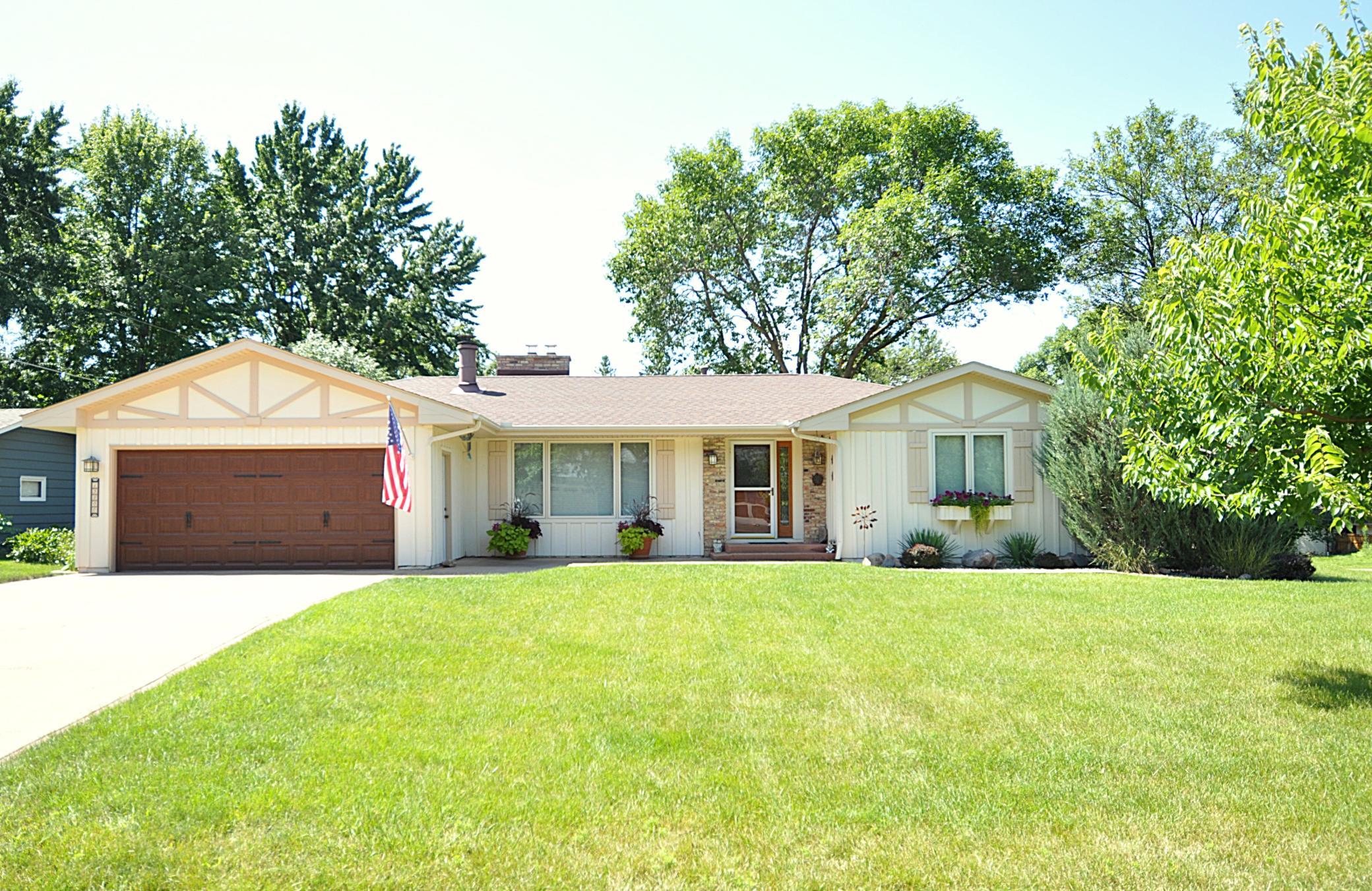 View of Residential at 13200 Oakland Drive, Burnsville MN 55337, Burnsville - Mike Wilen | Minnesota Team Real Estate