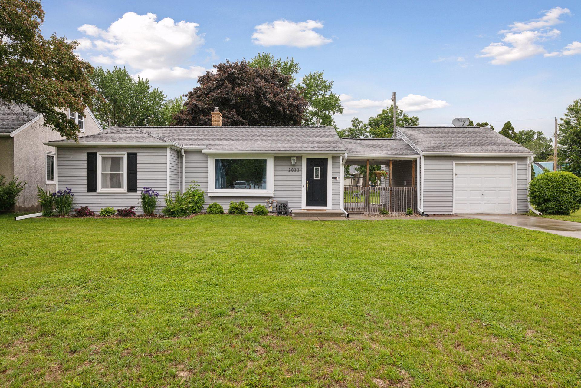 View of Residential at 2033 Lacrosse Avenue, Saint Paul MN 55119, Saint Paul - Mike Wilen | Minnesota Team Real Estate
