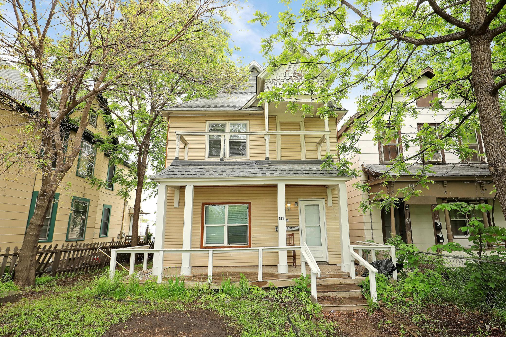 View of Residential Income at 483 Como Avenue, Saint Paul MN 55103, Saint Paul - Mike Wilen | Minnesota Team Real Estate