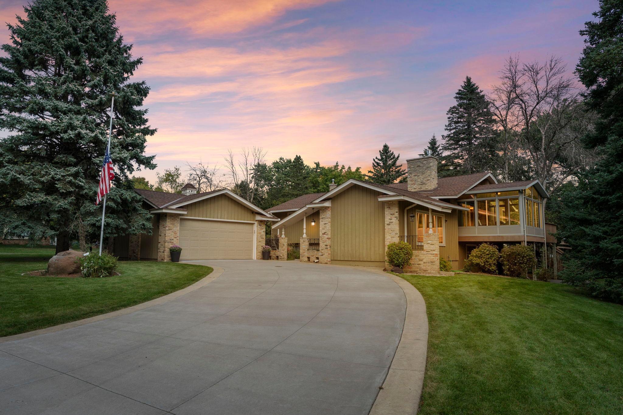 View of Residential at 5 Five Oaks Lane, Saint Paul MN 55110, Saint Paul - Mike Wilen | Minnesota Team Real Estate