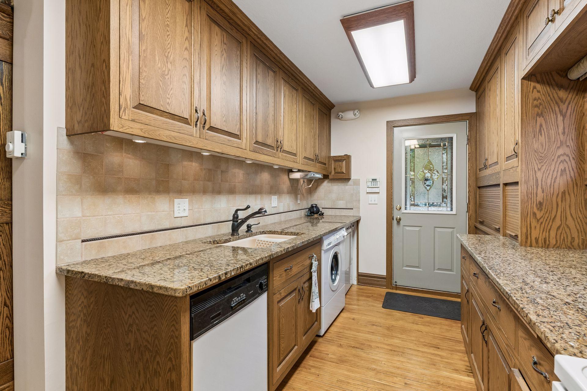 View of Residential at 8 Bates Avenue, Saint Paul MN 55106, Saint Paul (42 of 74) - Mike Wilen | Minnesota Team Real Estate