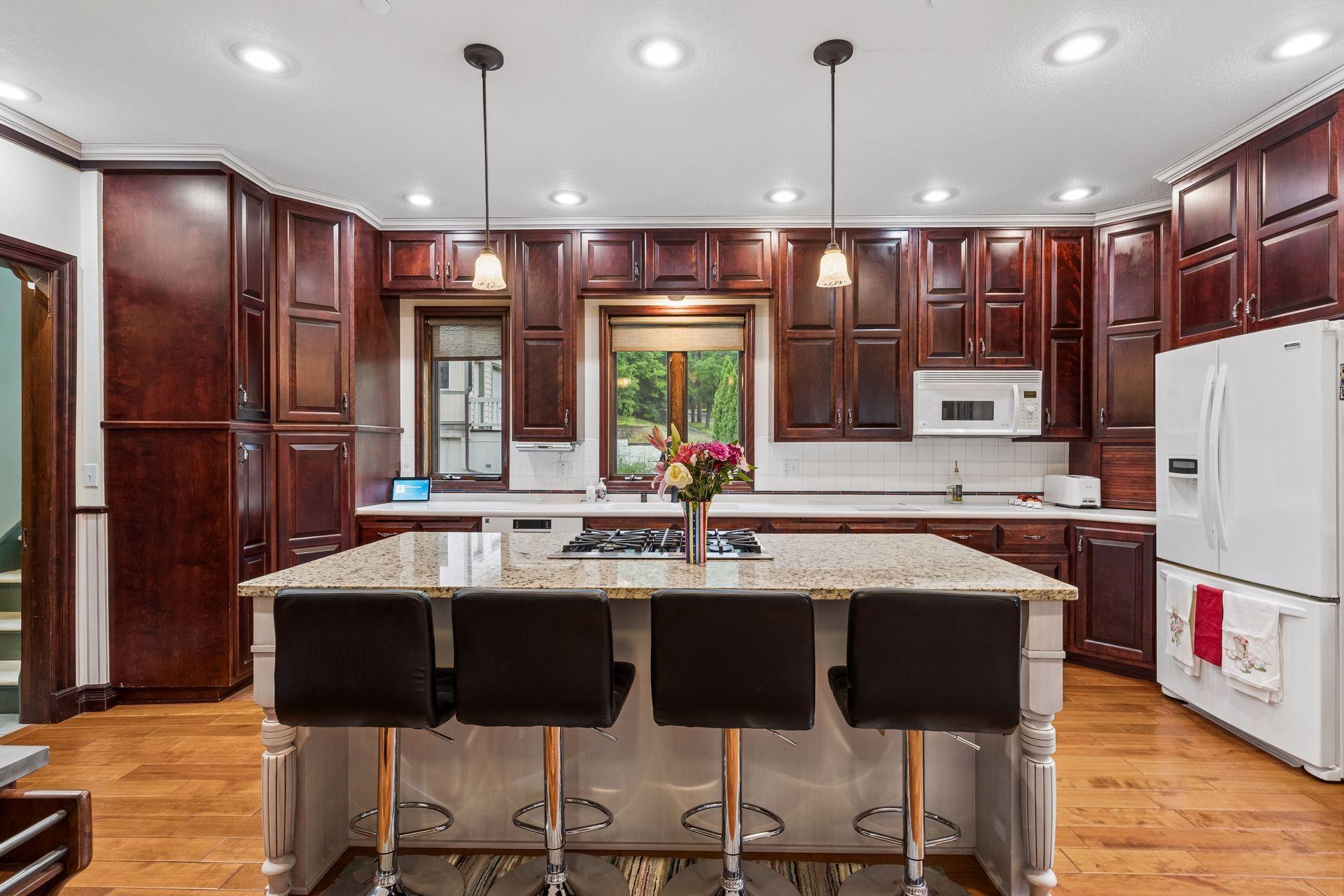 View of Residential at 8 Bates Avenue, Saint Paul MN 55106, Saint Paul (28 of 74) - Mike Wilen | Minnesota Team Real Estate
