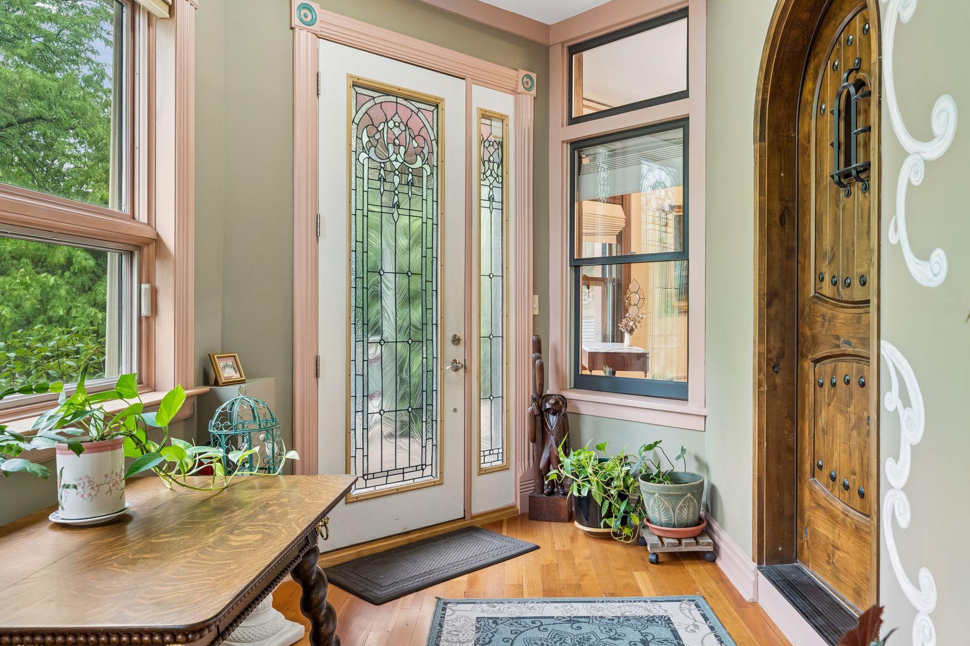 View of Residential at 8 Bates Avenue, Saint Paul MN 55106, Saint Paul (9 of 74) - Mike Wilen | Minnesota Team Real Estate