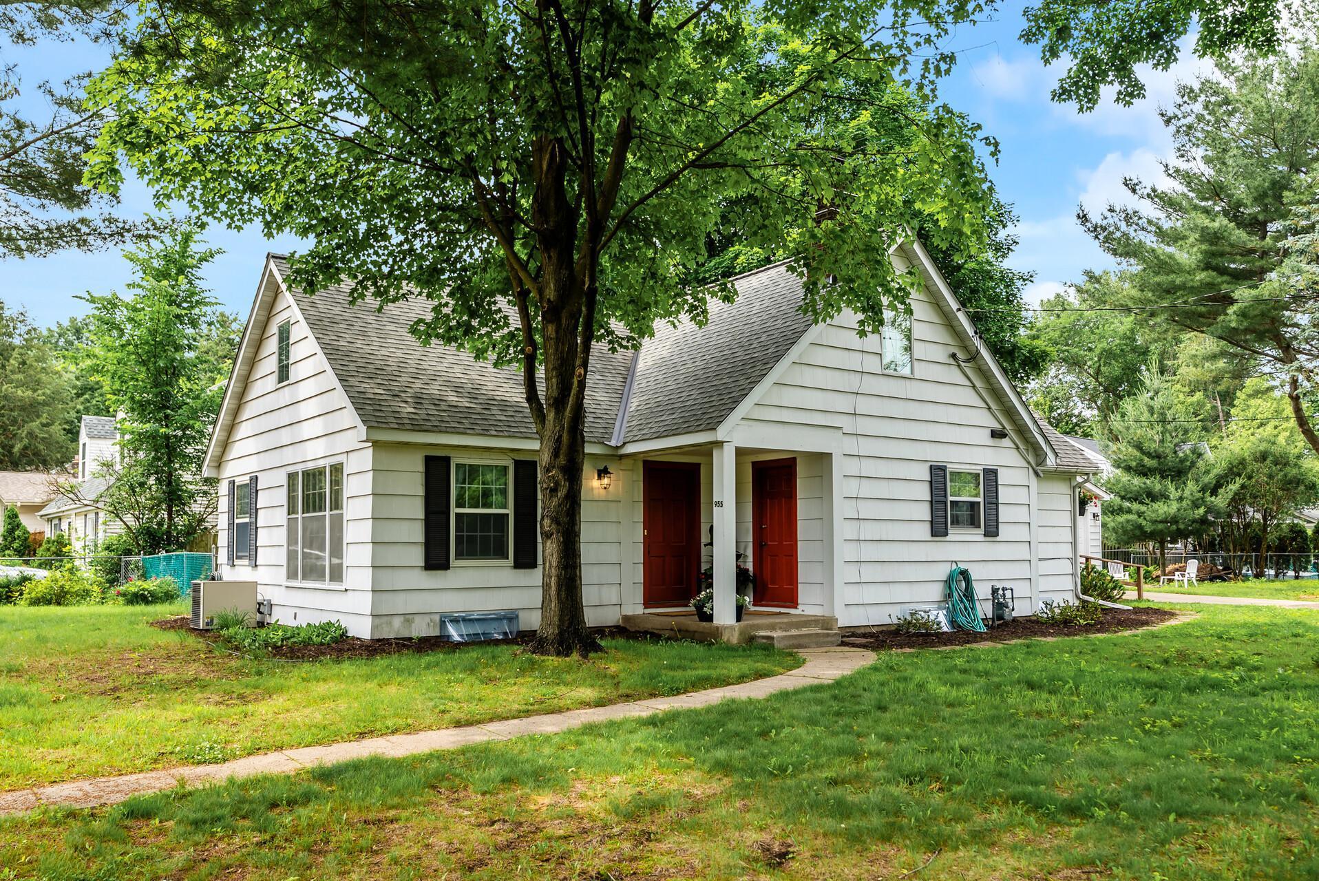 View of Residential at 955 Warner Avenue, Mahtomedi MN 55115, Mahtomedi - Mike Wilen | Minnesota Team Real Estate