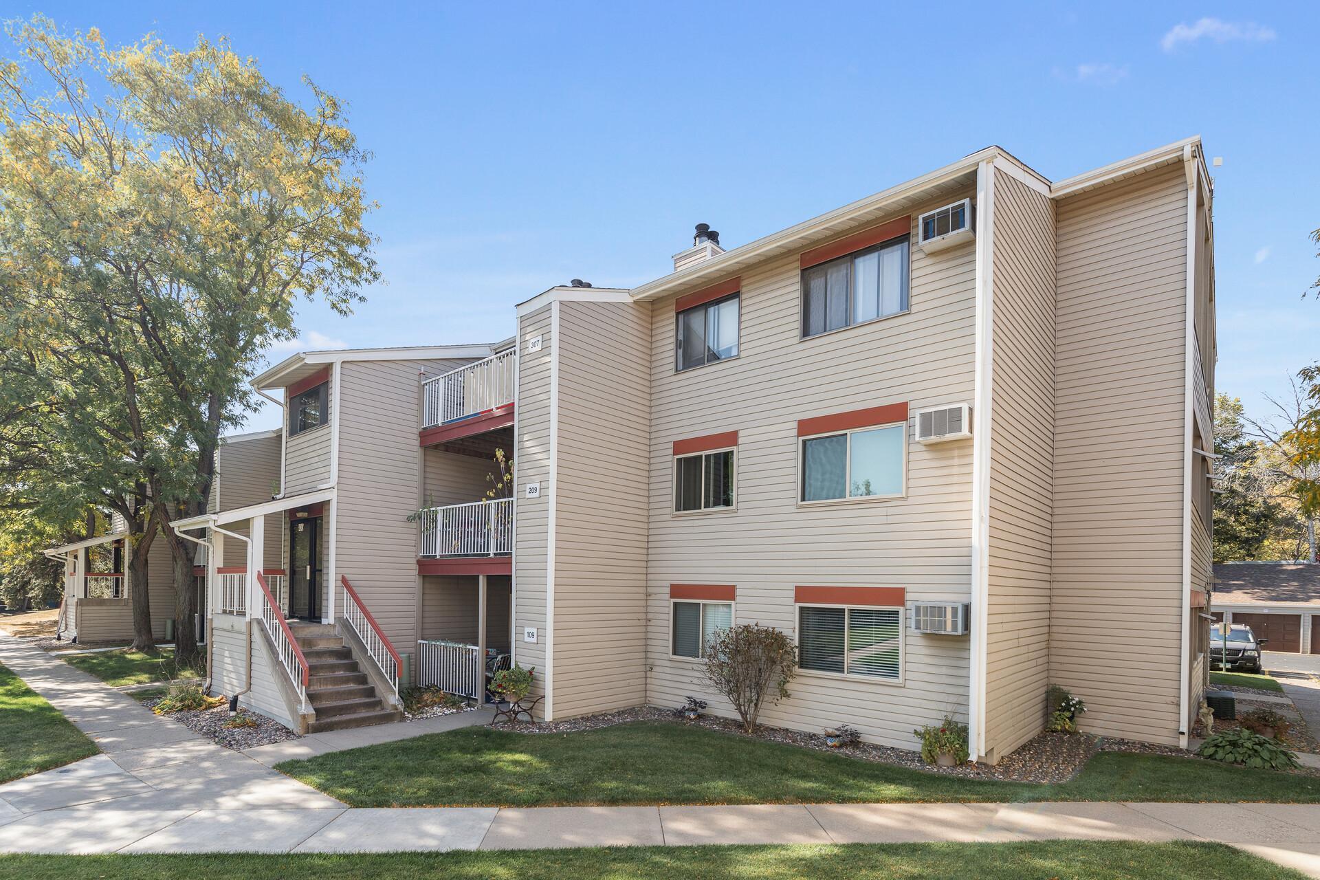 View of Residential at 400 Shelard Parkway #303, Saint Louis Park MN 55426, Saint Louis Park - Mike Wilen | Minnesota Team Real Estate