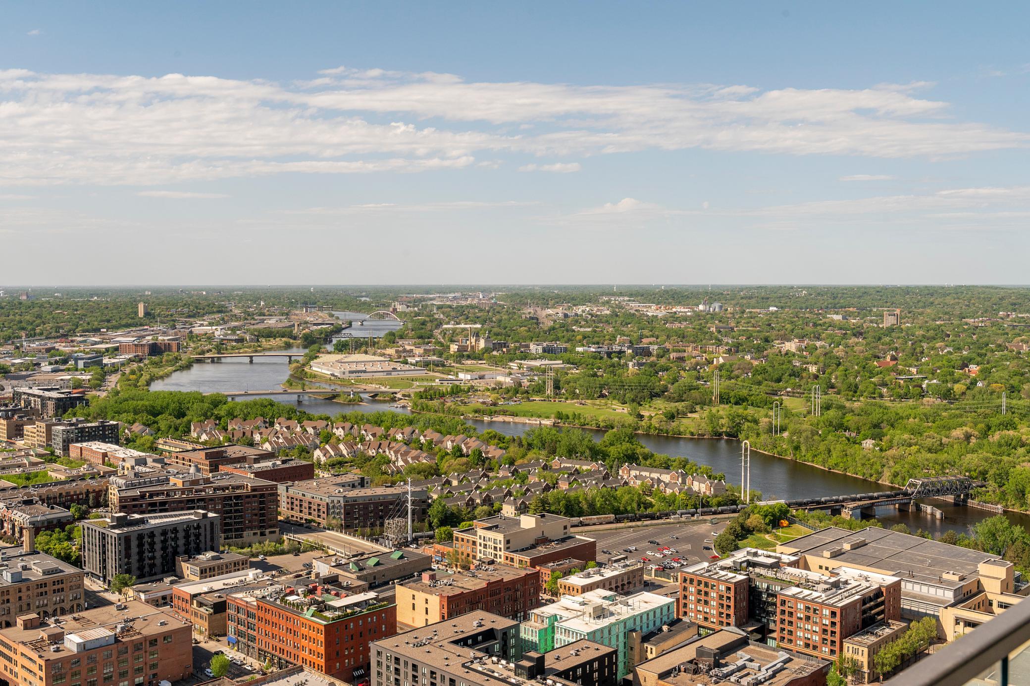 View of Residential at 255 Hennepin Avenue #3404, Minneapolis MN 55401, Minneapolis (54 of 92) - Mike Wilen | Minnesota Team Real Estate