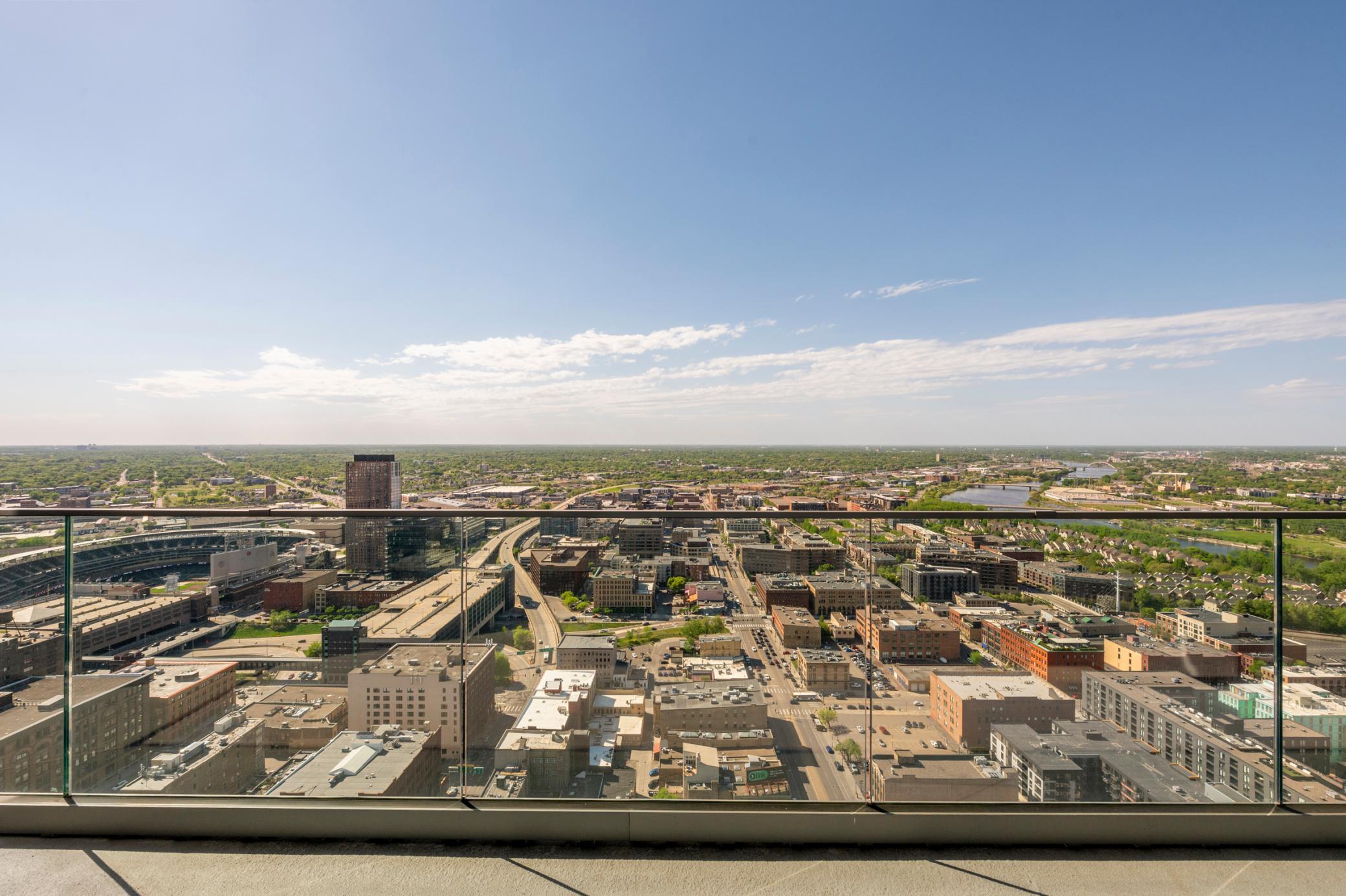 View of Residential at 255 Hennepin Avenue #3404, Minneapolis MN 55401, Minneapolis (53 of 92) - Mike Wilen | Minnesota Team Real Estate