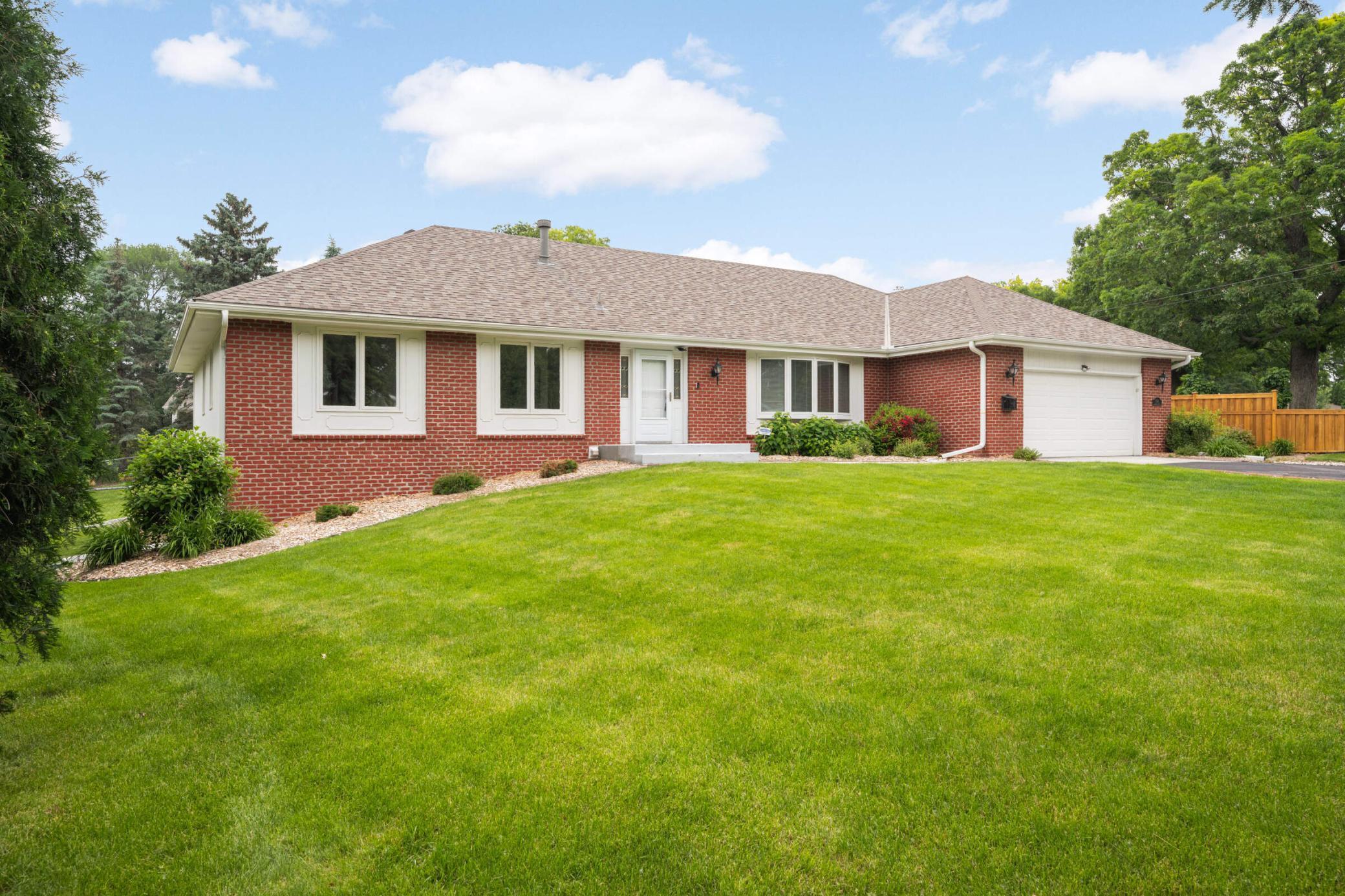 View of Residential at 4524 Laguna Drive, Edina MN 55435, Edina - Mike Wilen | Minnesota Team Real Estate
