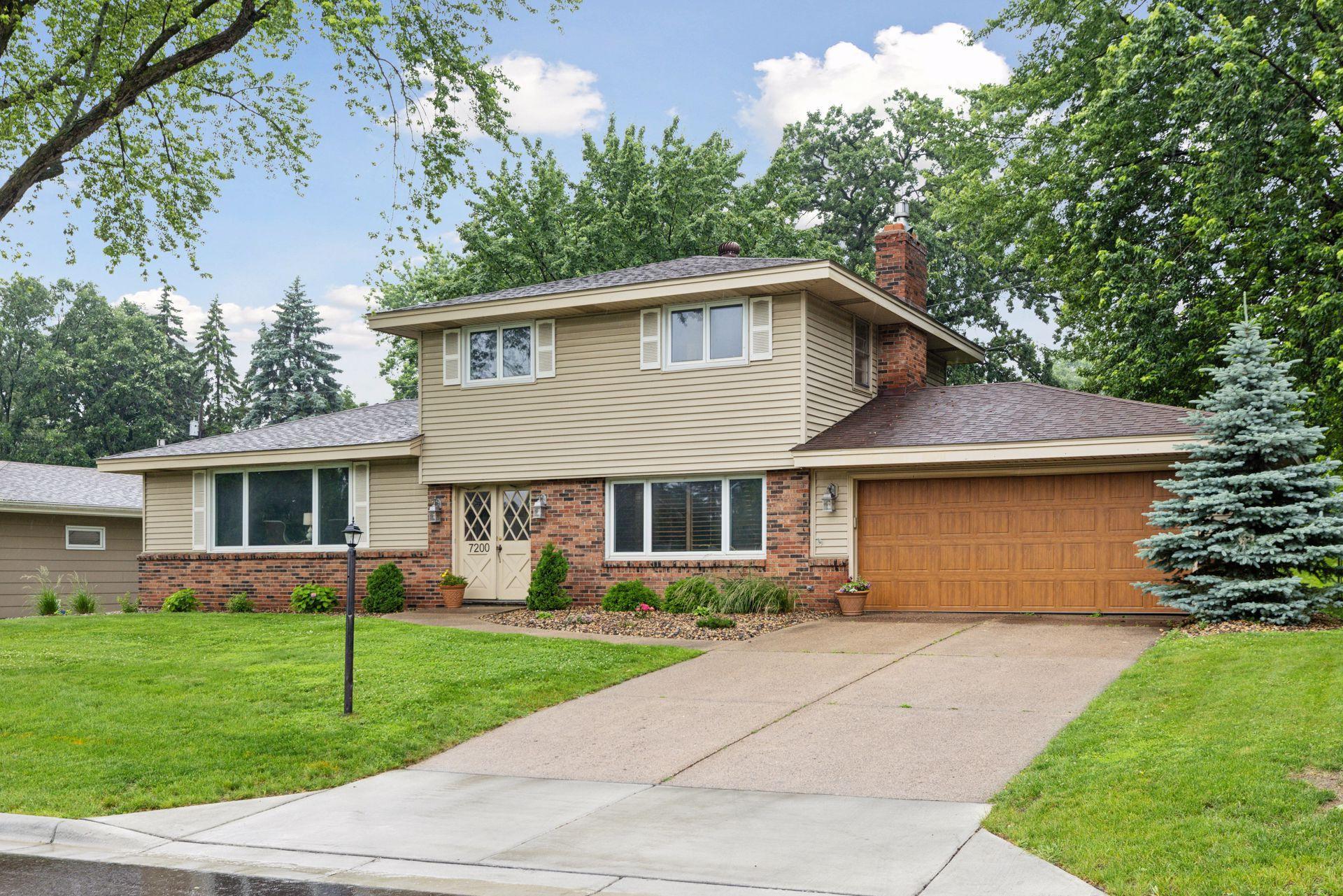 View of Residential at 7200 Montrose Road, Woodbury MN 55125, Woodbury - Mike Wilen | Minnesota Team Real Estate