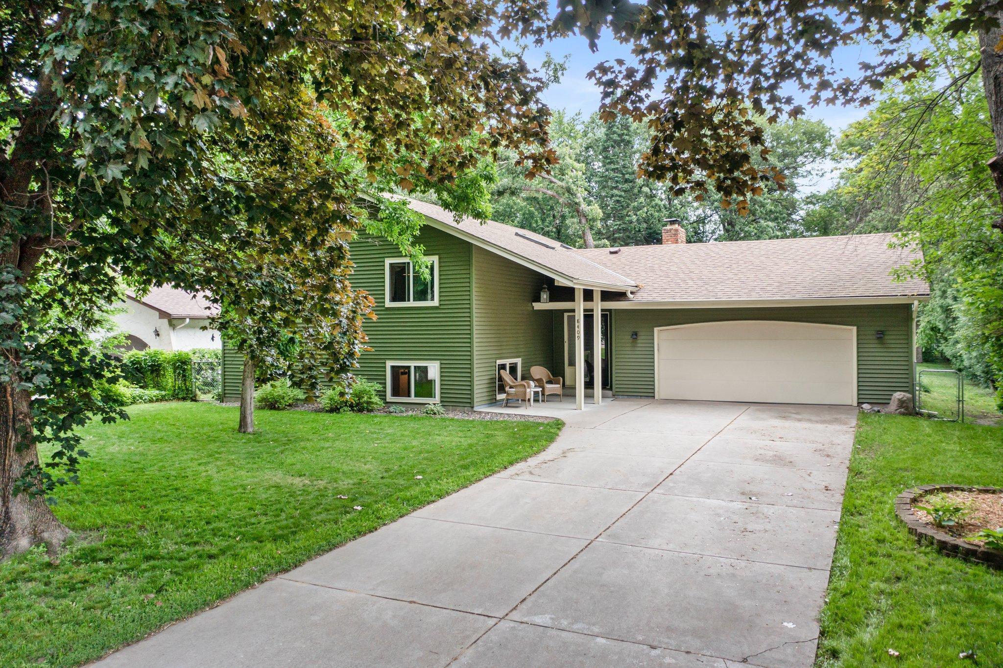 View of Residential at 8409 Knollwood Drive, Mounds View MN 55112, Mounds View - Mike Wilen | Minnesota Team Real Estate