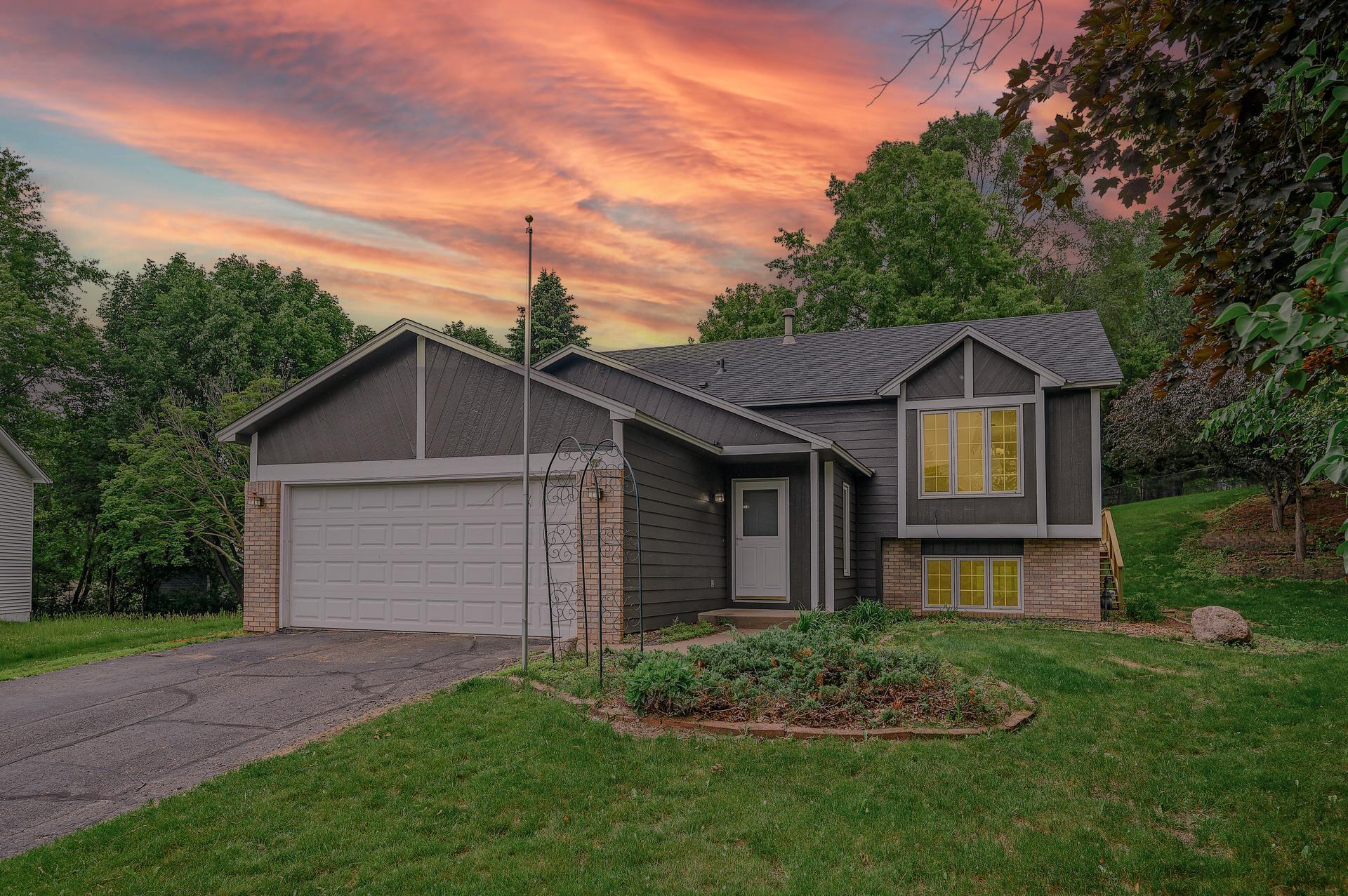 View of Residential at 9211 Jeffery Avenue, Cottage Grove MN 55016, Cottage Grove - Mike Wilen | Minnesota Team Real Estate