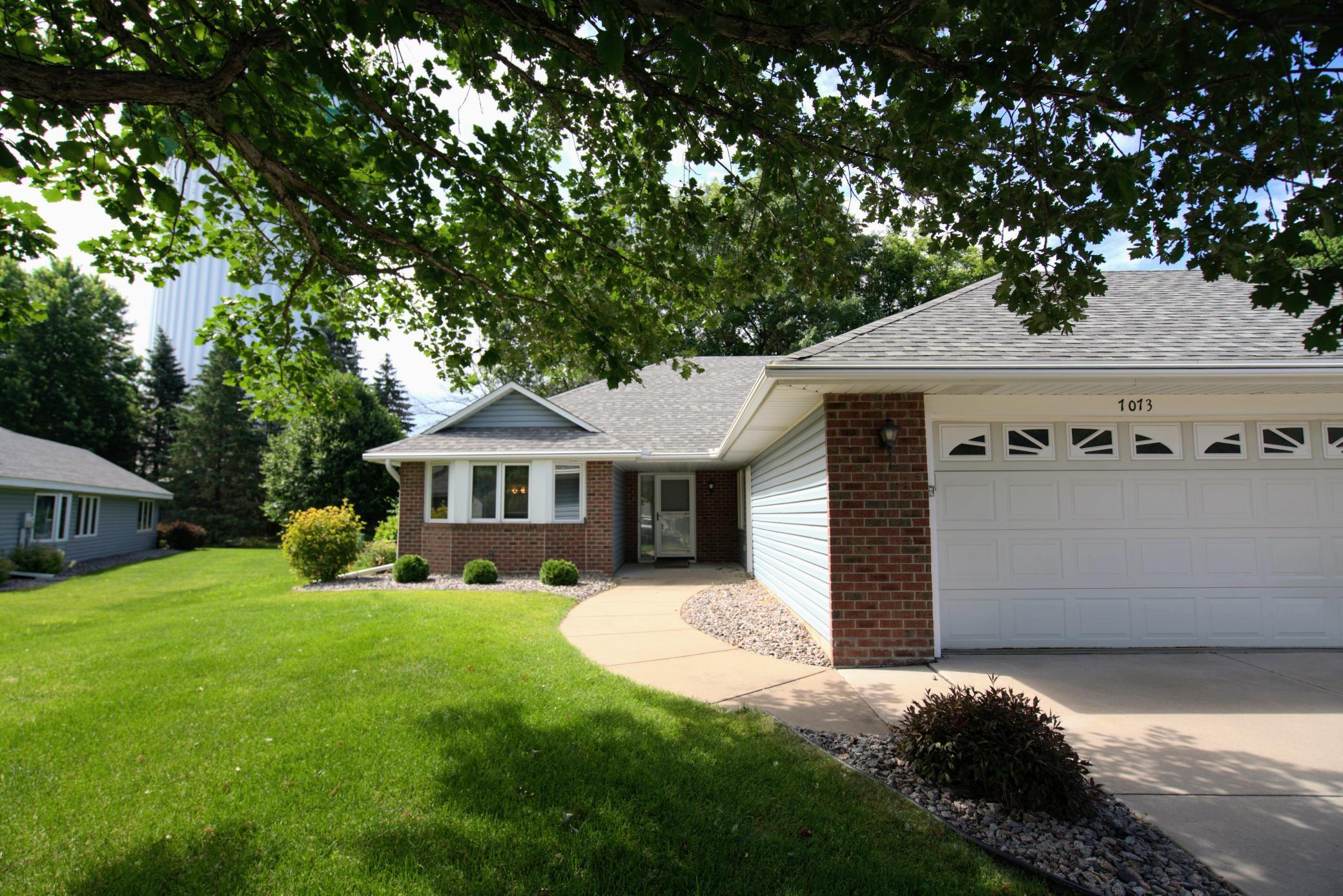 View of Residential at 7073 24th Street, Oakdale MN 55128, Oakdale - Mike Wilen | Minnesota Team Real Estate