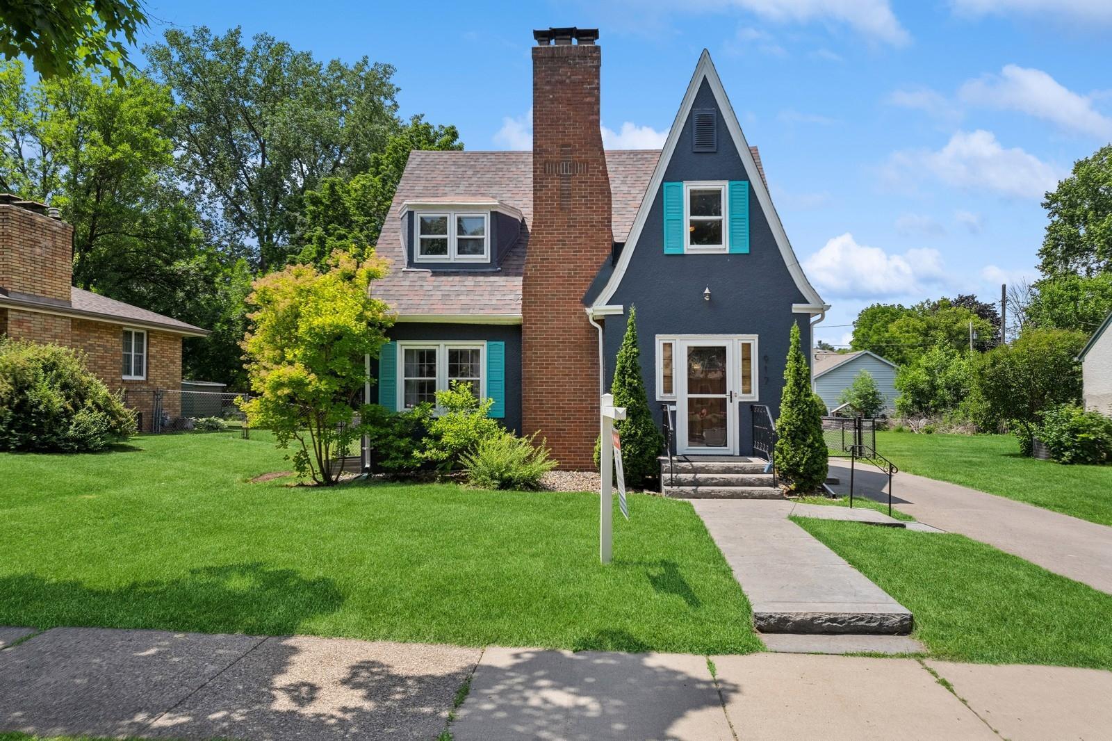 View of Residential at 917 Bidwell Street, West Saint Paul MN 55118, West Saint Paul - Mike Wilen | Minnesota Team Real Estate