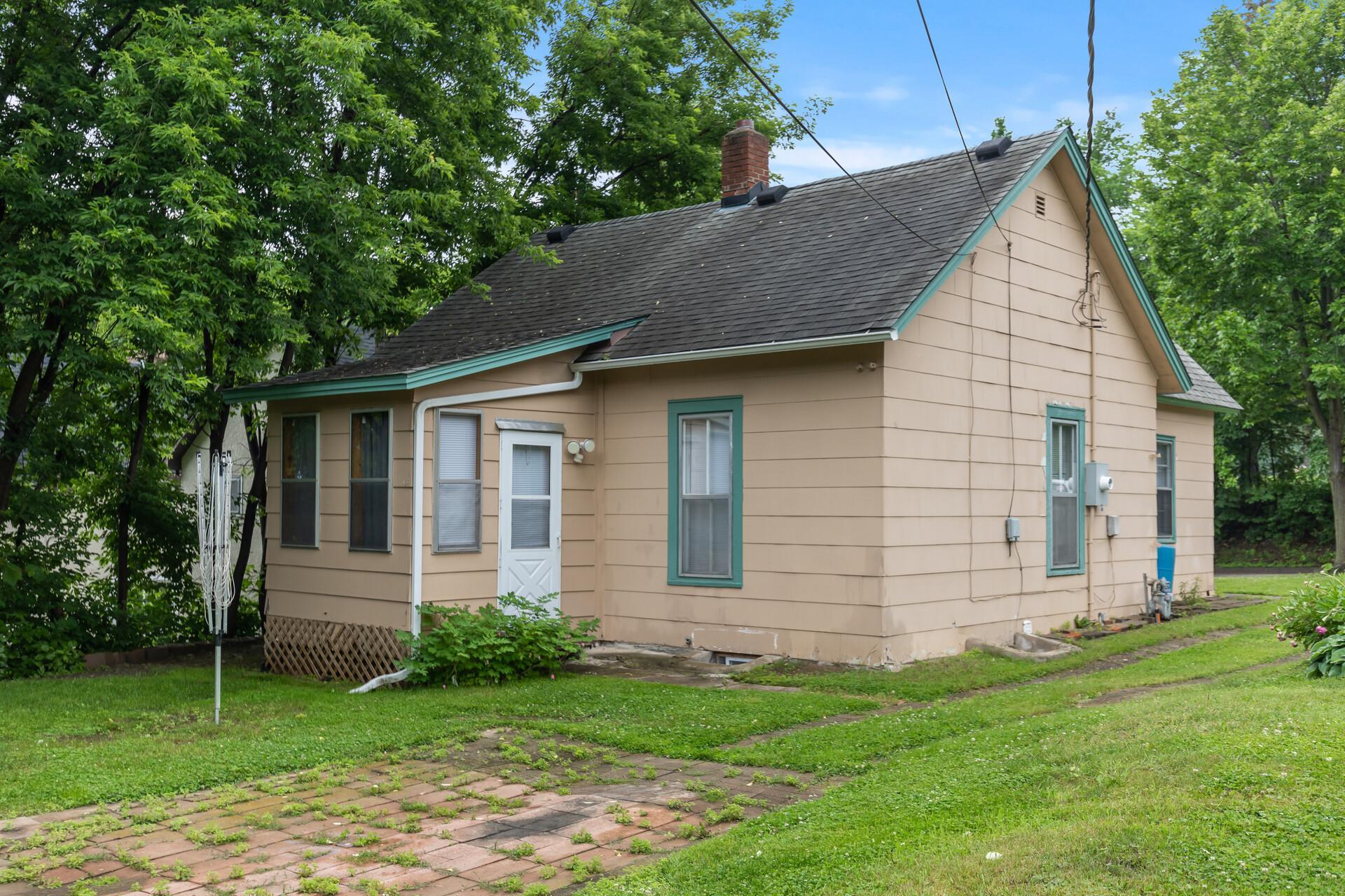 View of Residential at 377 Winona Street, Saint Paul MN 55107, Saint Paul (24 of 27) - Mike Wilen | Minnesota Team Real Estate